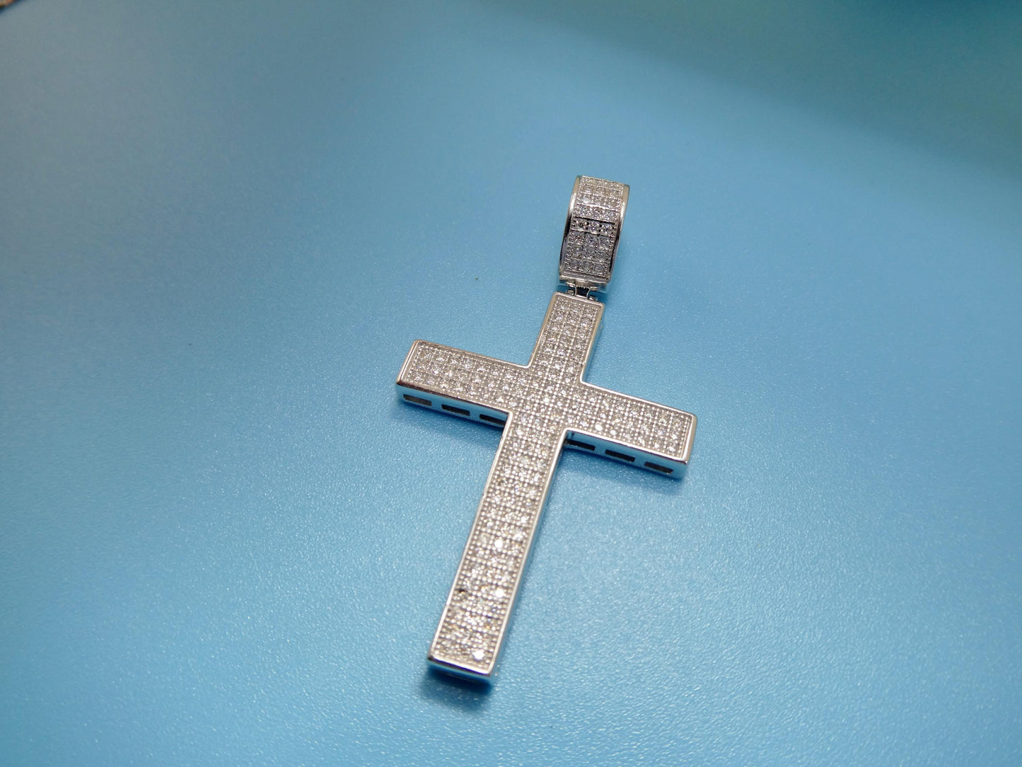 real 925 sterling silver 22 inch flat chain and moissanite cross pendent charm