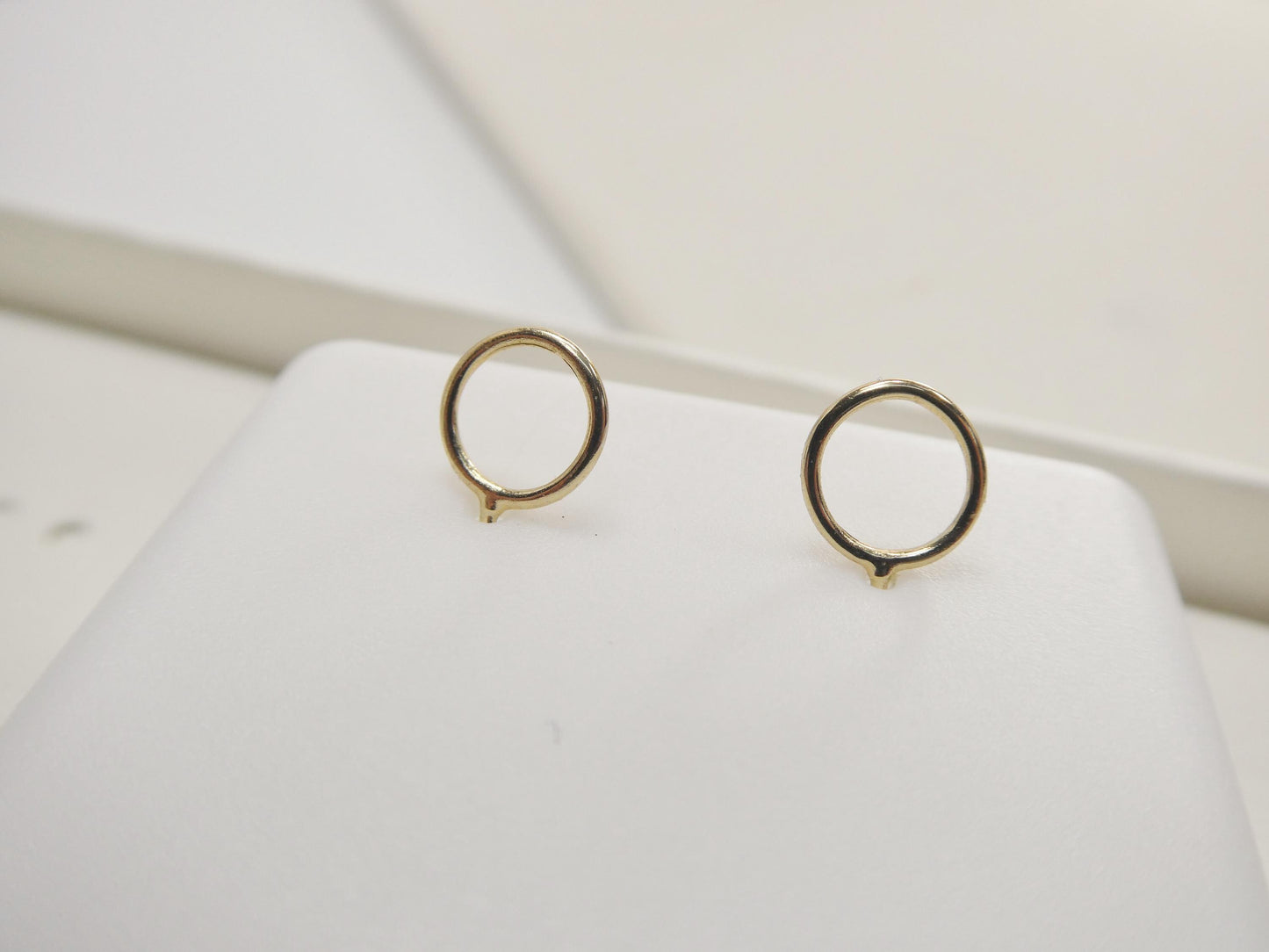 real 10k solid yellow gold circle stud earrings