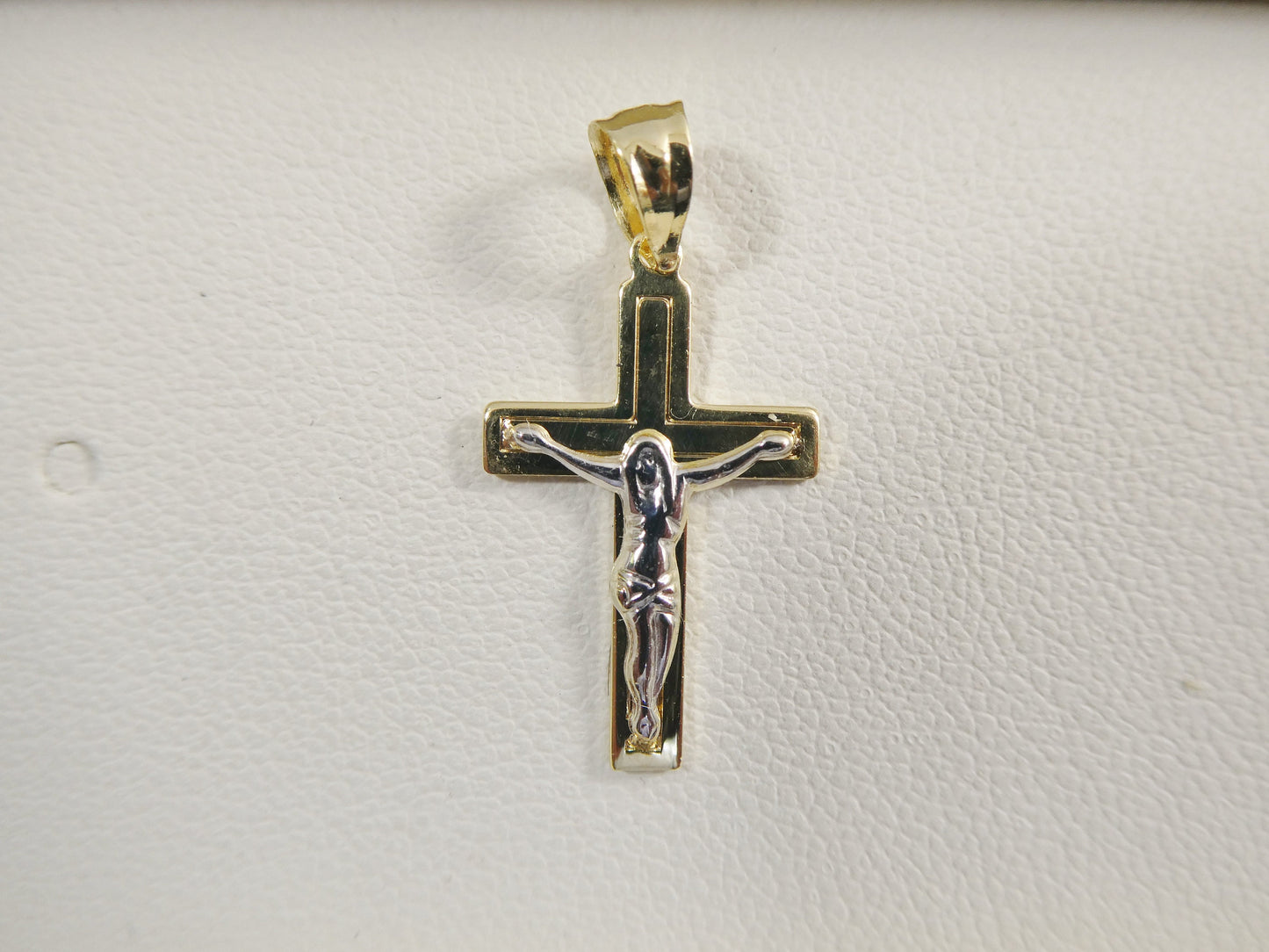 14k real solid yellow gold small cross crucifix pendent