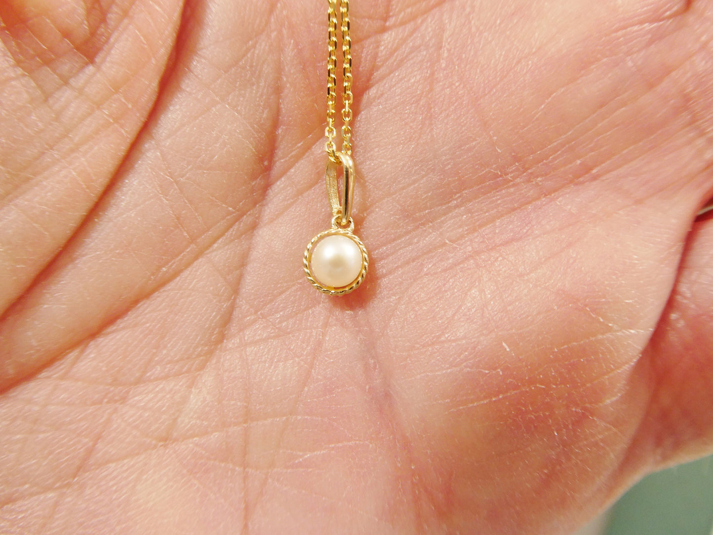 14k real solid yellow gold freshwater pearl pendent and cable necklace