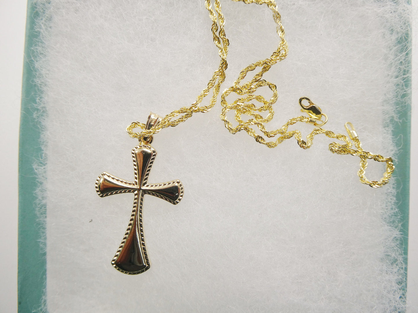 14k real solid yellow gold super high polish cross pendent and robe necklace