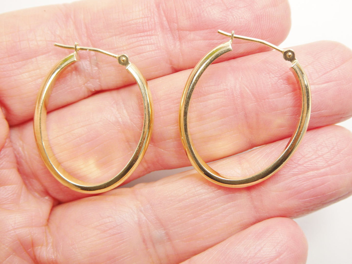 14K real solid yellow gold oval hoop earring snap closure super polish earring