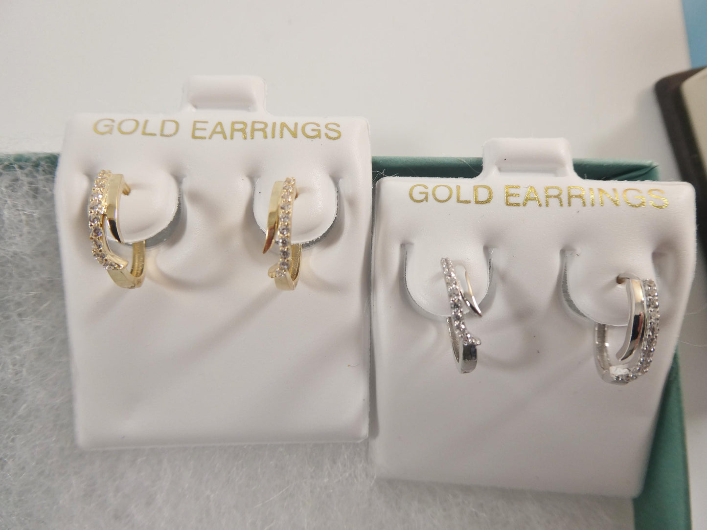 10k real yellow gold design huggies hinged hoop earring daith
