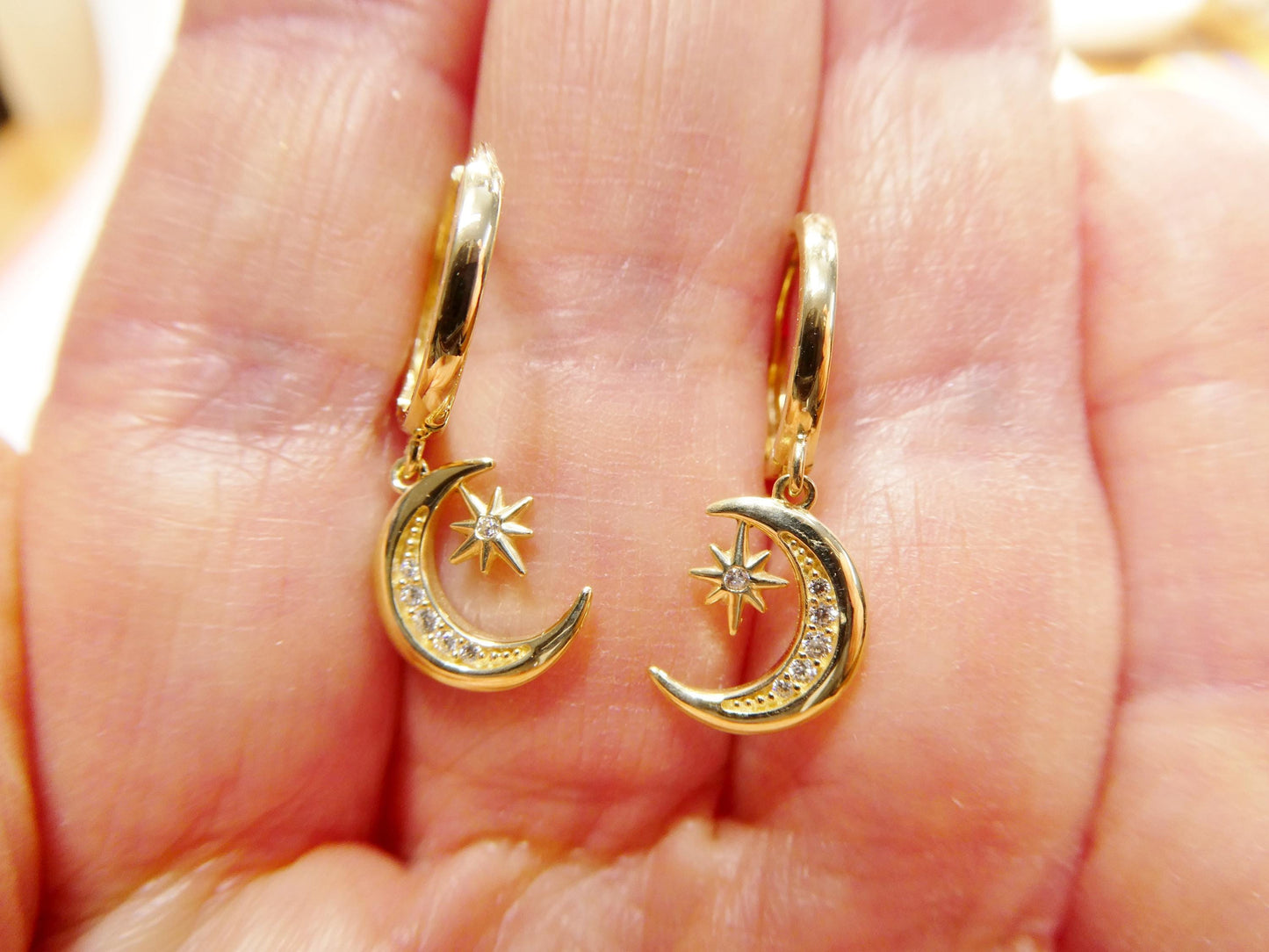real 10k solid yellow gold designer moon and star hoop huggie earrings