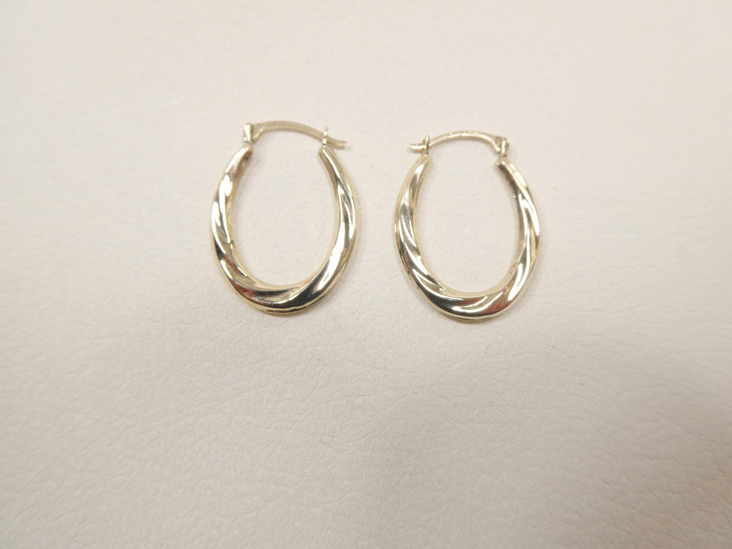 10k real solid yellow gold classic design hoop earrings