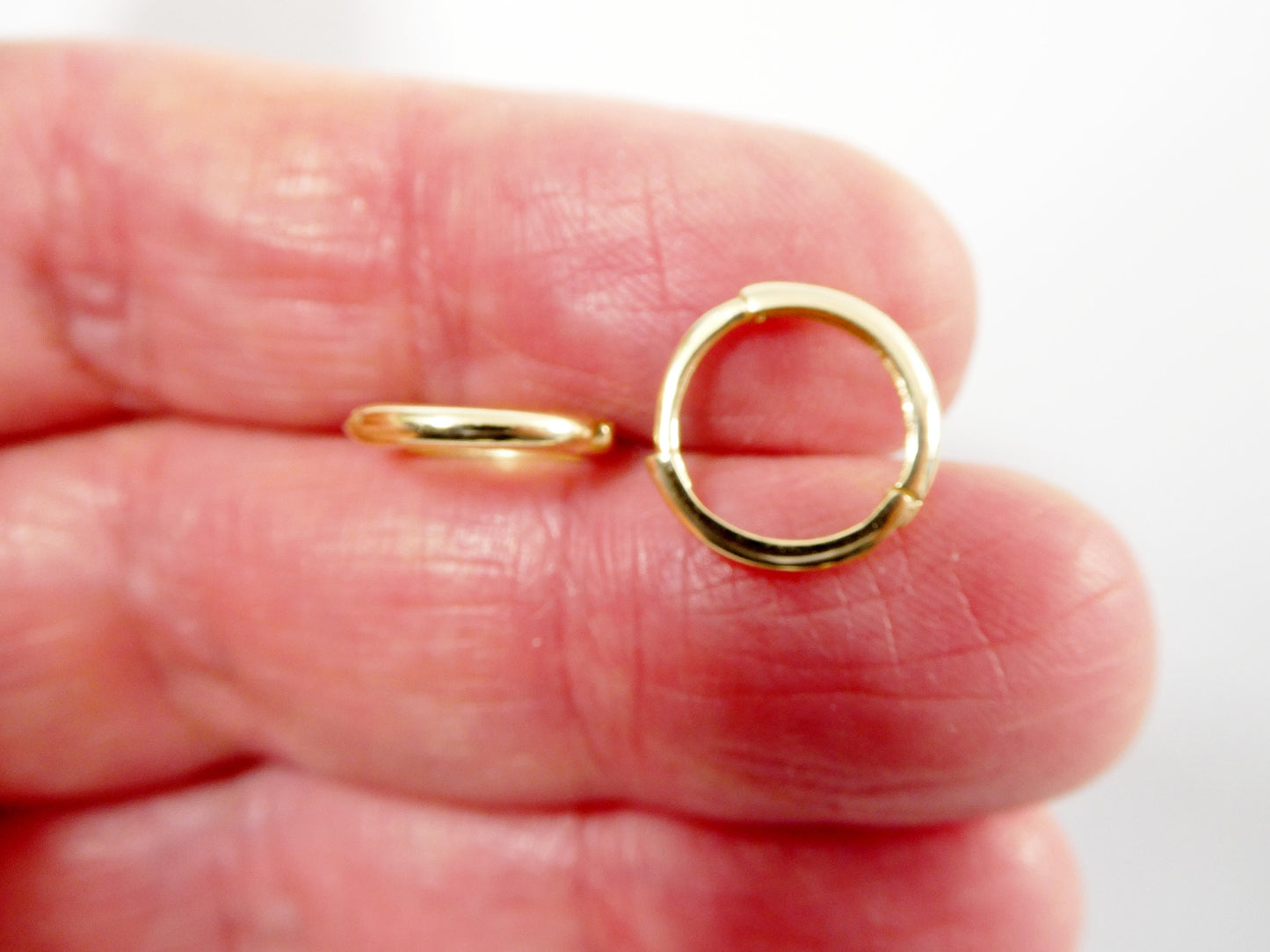 real 10k solid yellow gold 12mm high polish plain hoop huggie earring