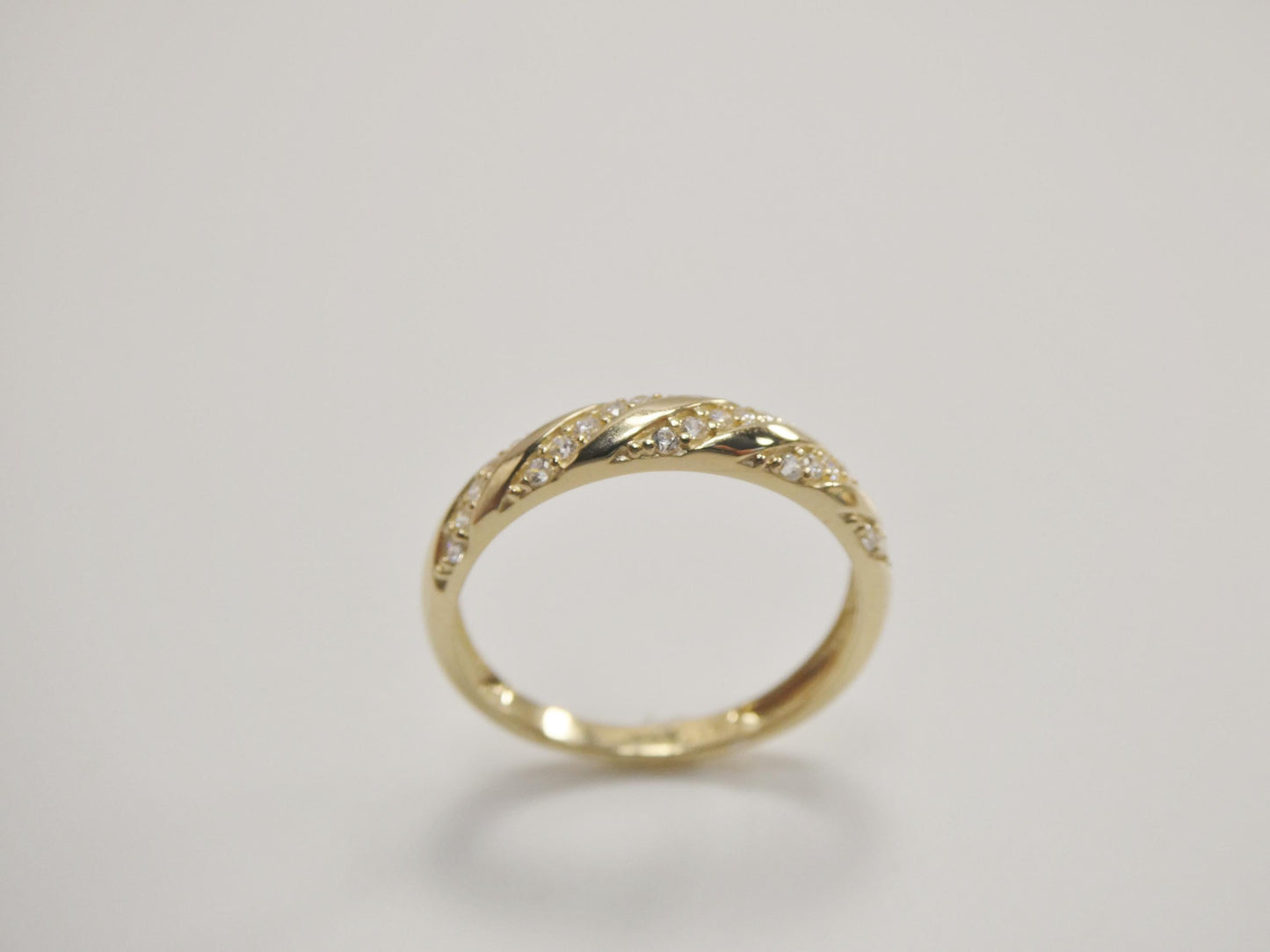 real 10k solid yellow gold women's classic ring