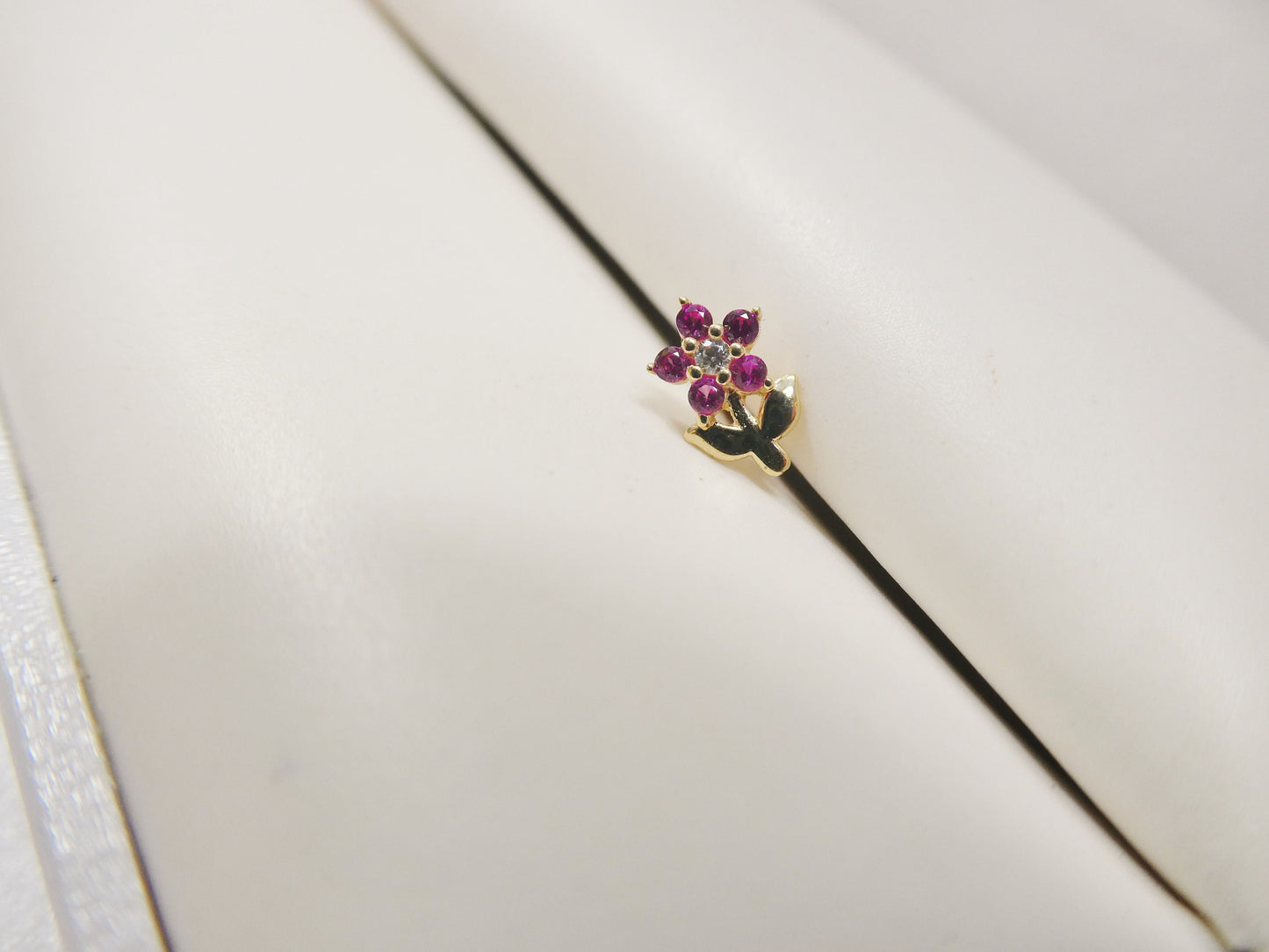 14k real solid yellow gold red stone leaf flower stud nose ring