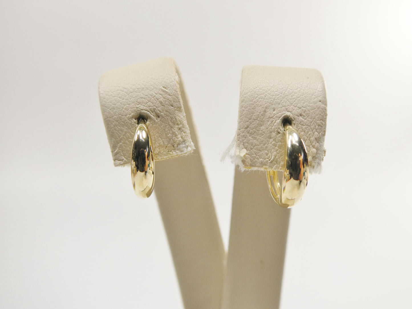 real 10k solid yellow gold designer polish hoop huggie earrings