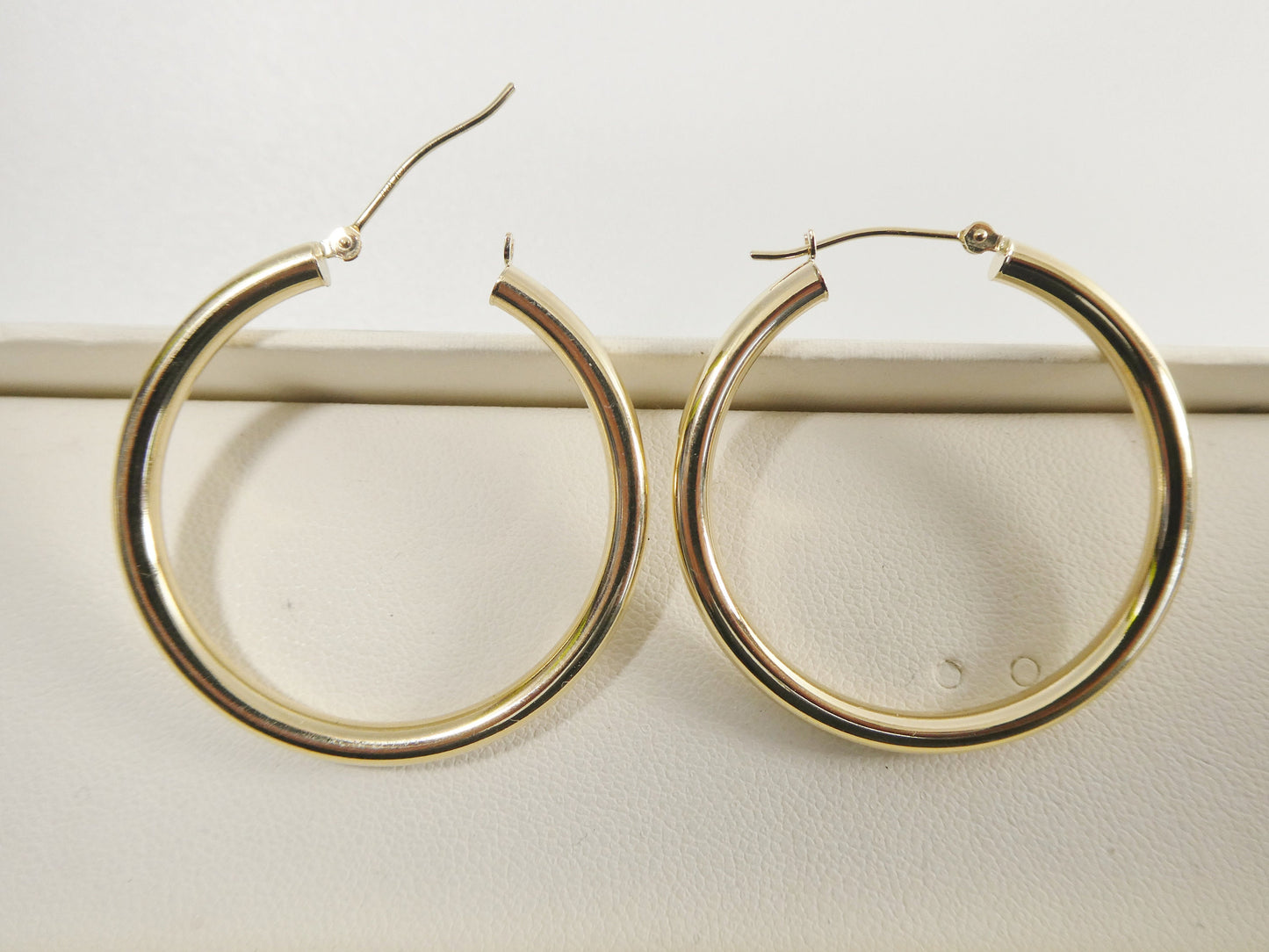 14K real solid yellow gold 3mm /35mm round hoop earring snap closure high polish finish