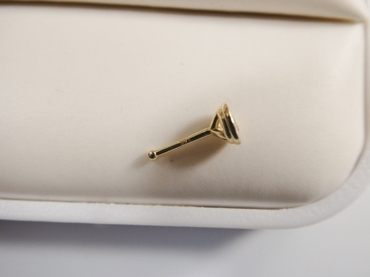 14k real solid yellow gold 3mm bezel setting nose ring