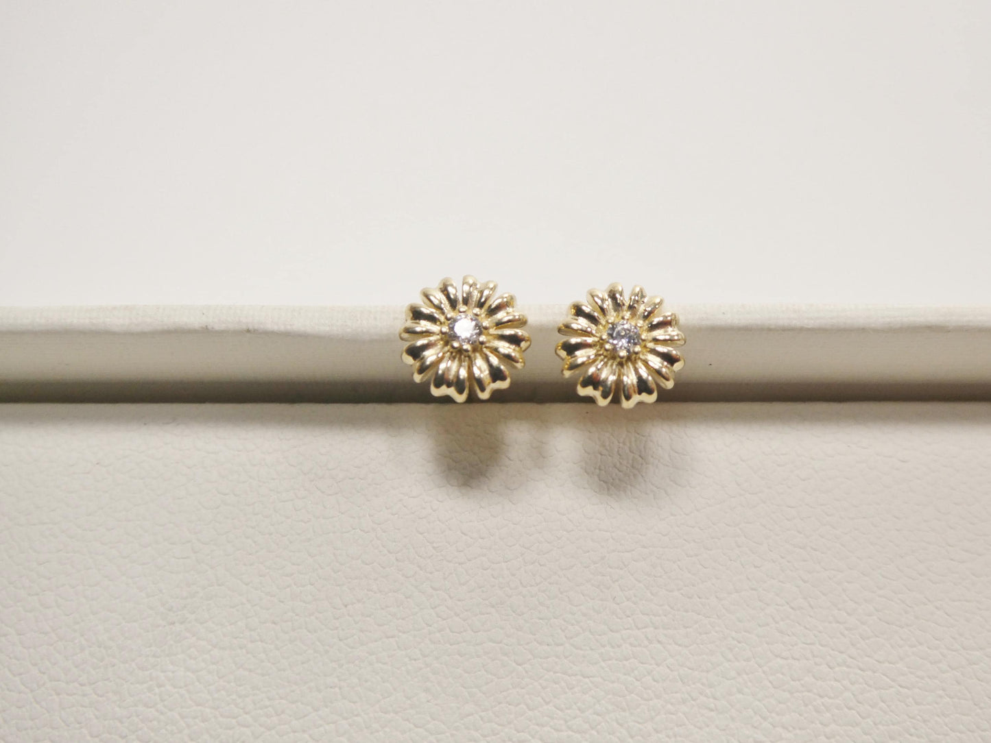 real 10k solid yellow gold floral push post earrings