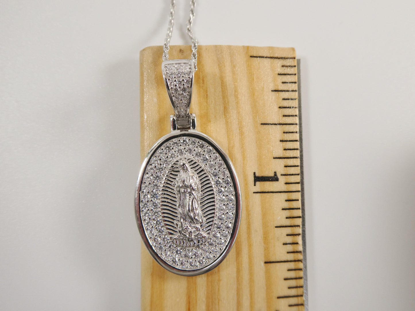 real 925 sterling silver 14k yellow / silver color 18 inch robe chain and Guadalupe virgin pendent