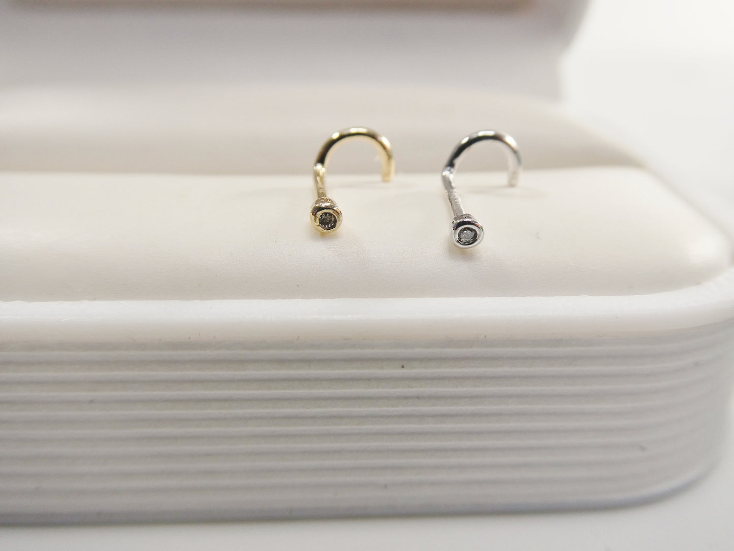 14k real solid yellow gold real diamond stone twist nose ring