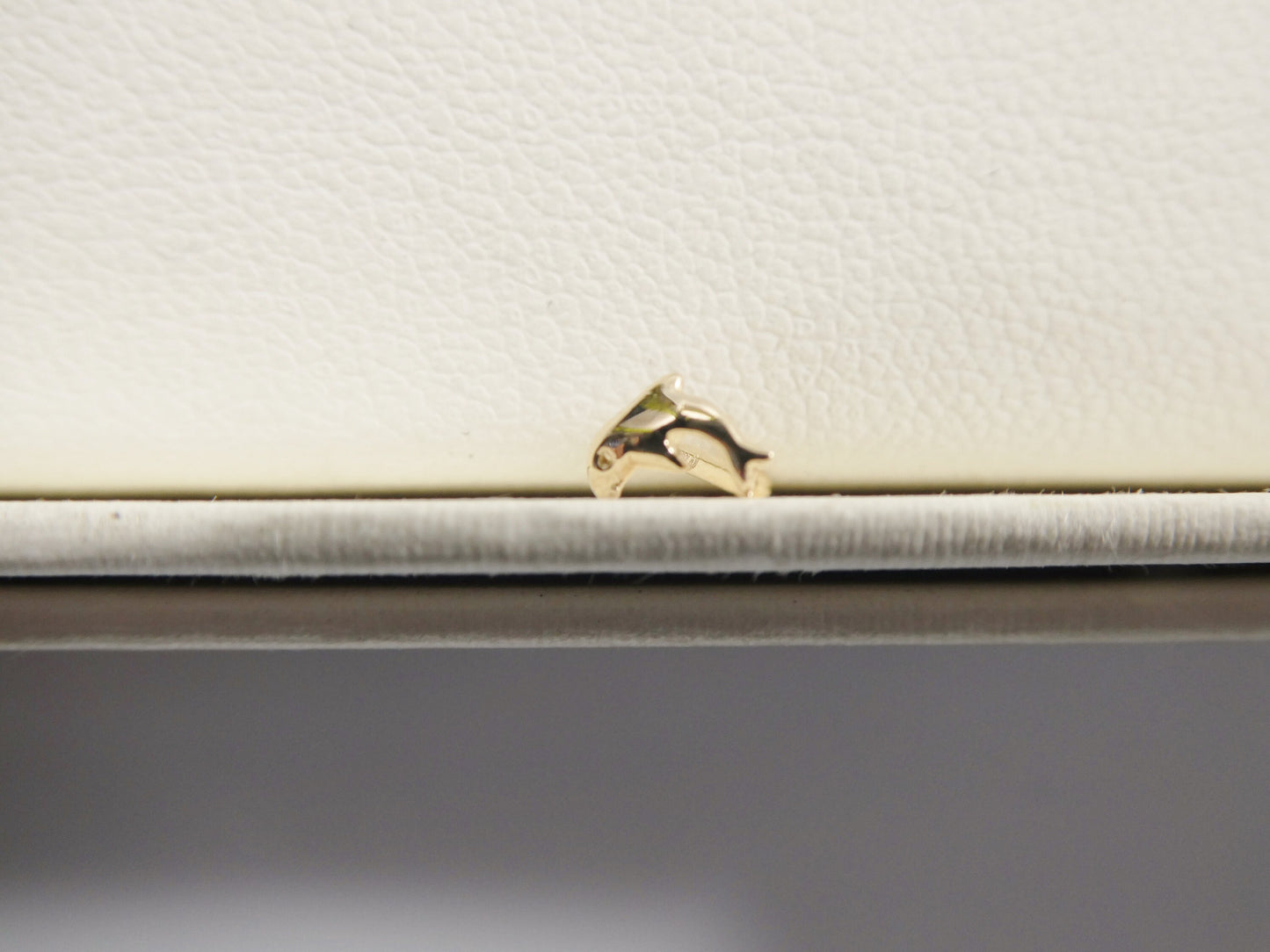 14k real solid yellow gold dolphin nose stud ring