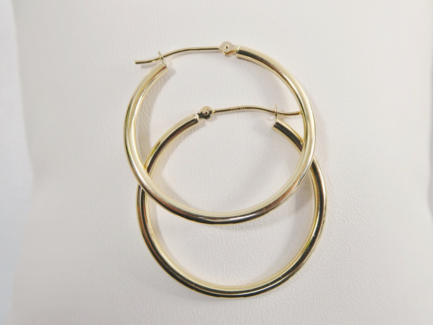 14K real solid yellow gold 2mm / 30mm round hoop earring snap closure high polish finish