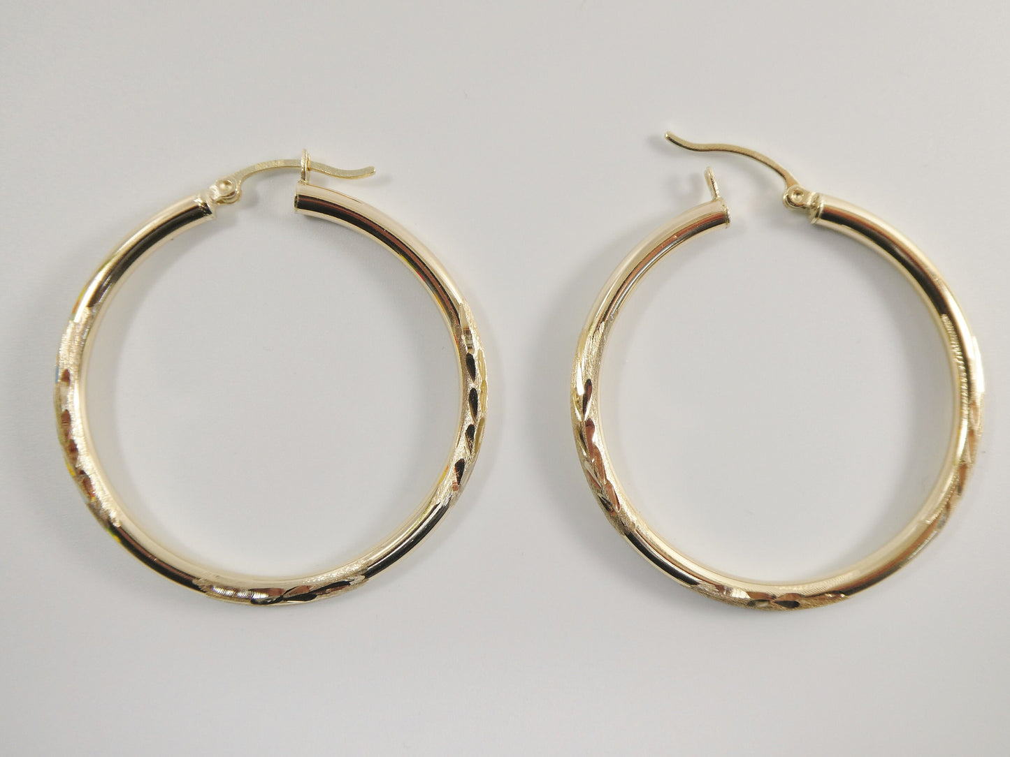 10k real solid yellow gold diomond cut hoop earring