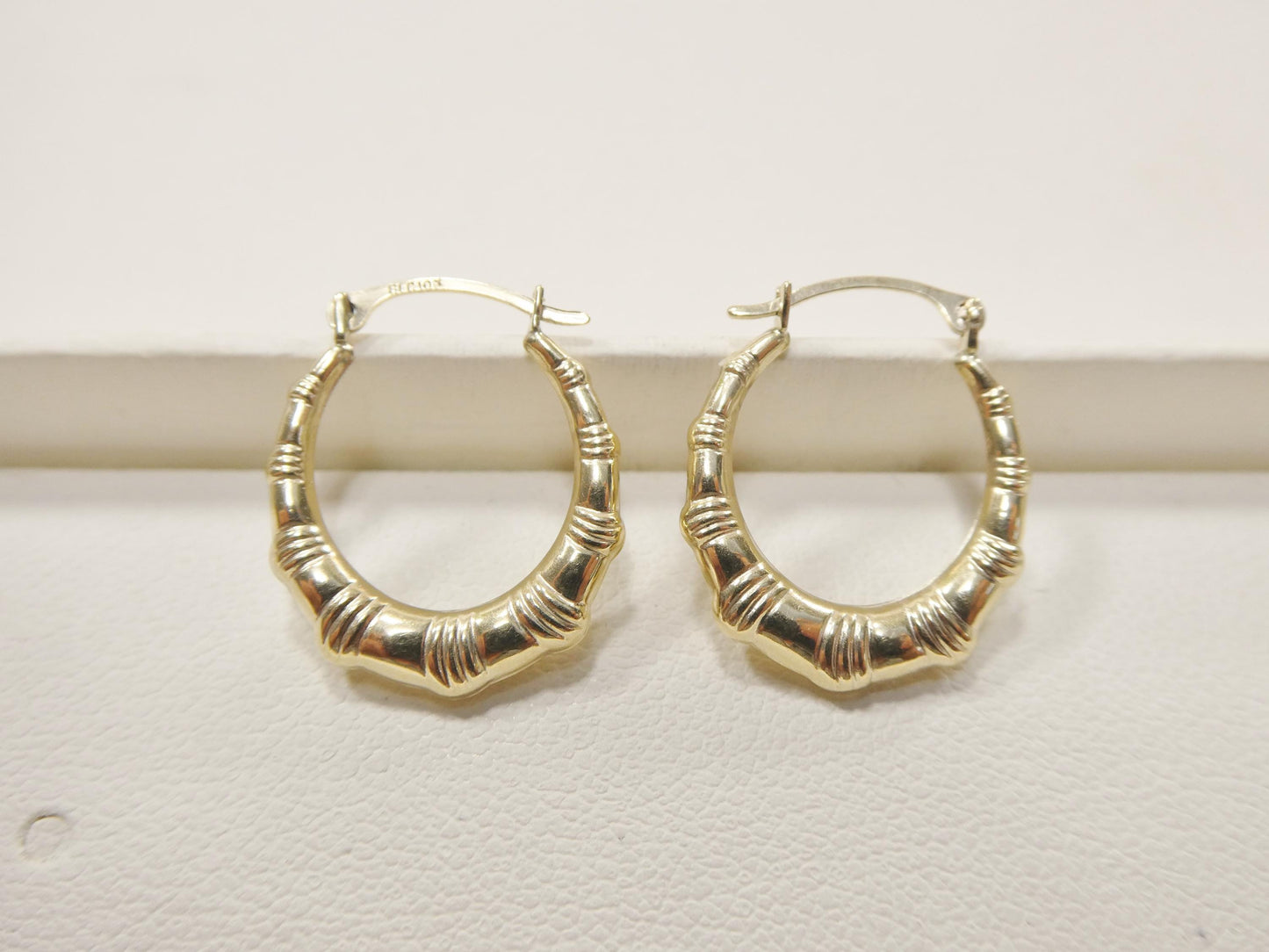 10k real solid yellow gold 18MM classic design hoop earring