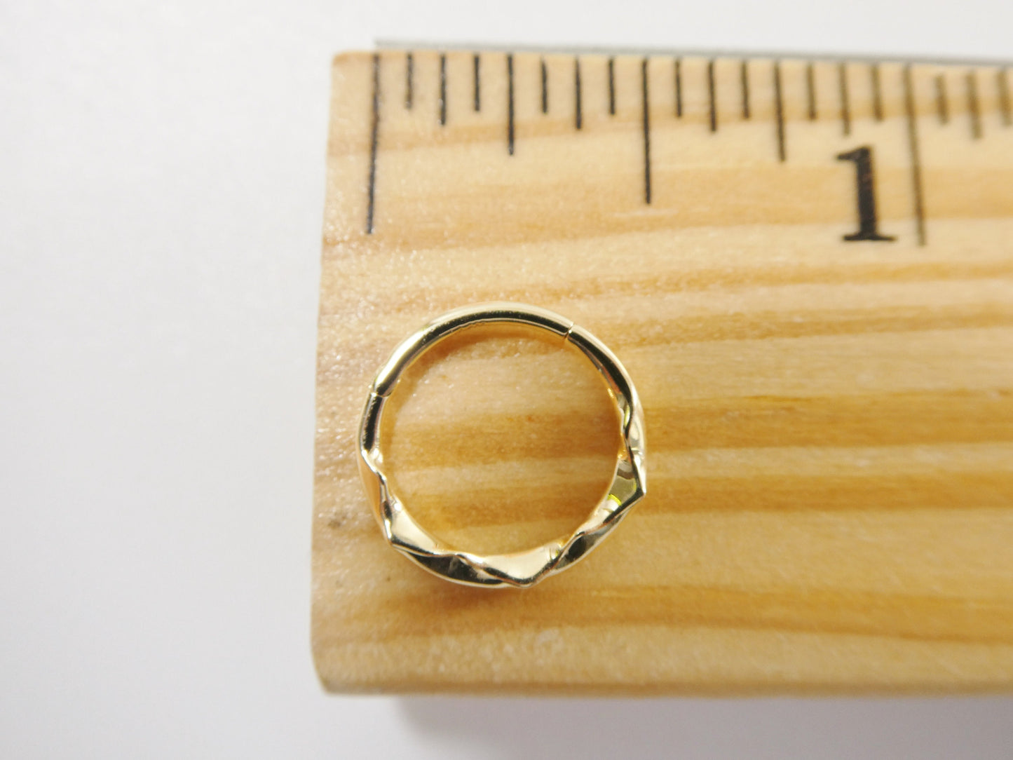 14k real solid yellow gold cartilage daith wrinkled hoop body ring piercing