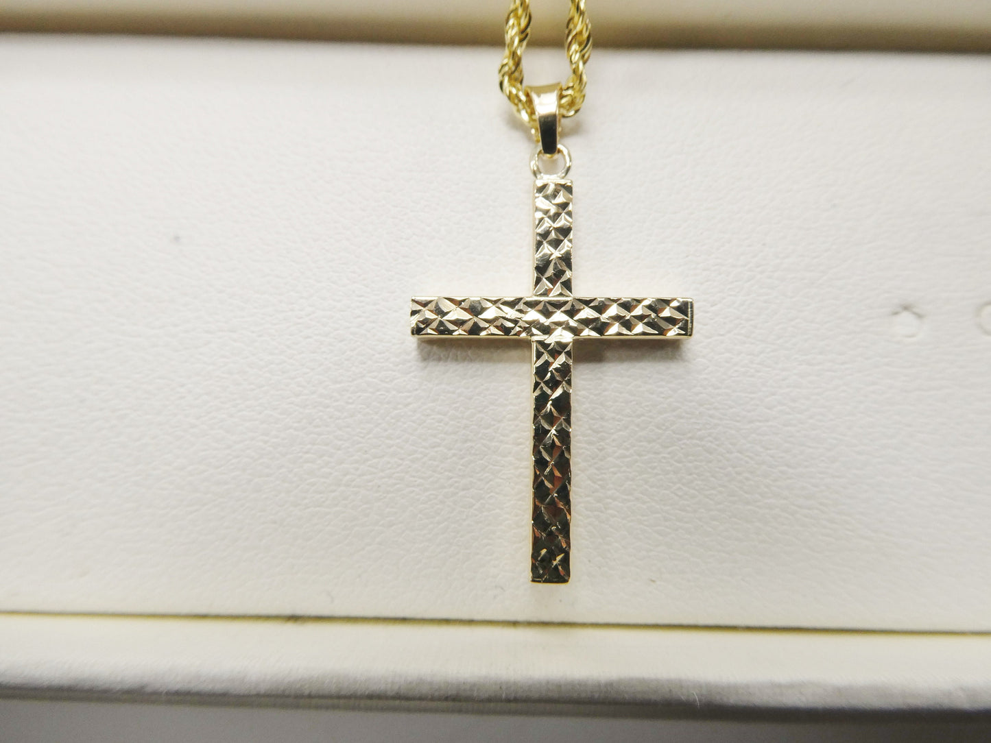 14k real solid yellow gold diamond cut cross pendent and robe necklace