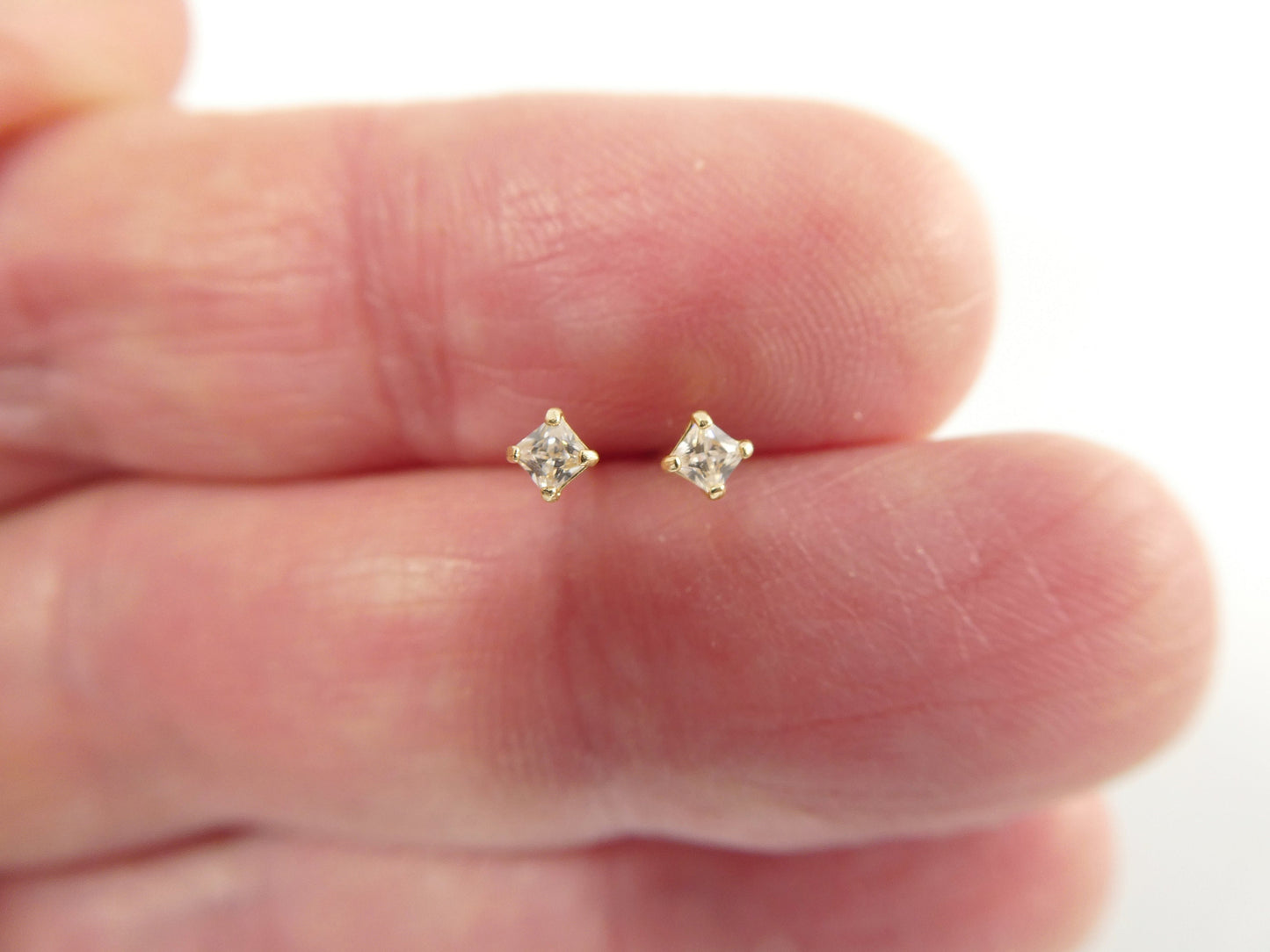10k real solid yellow gold push post pair 2MM square nose earring