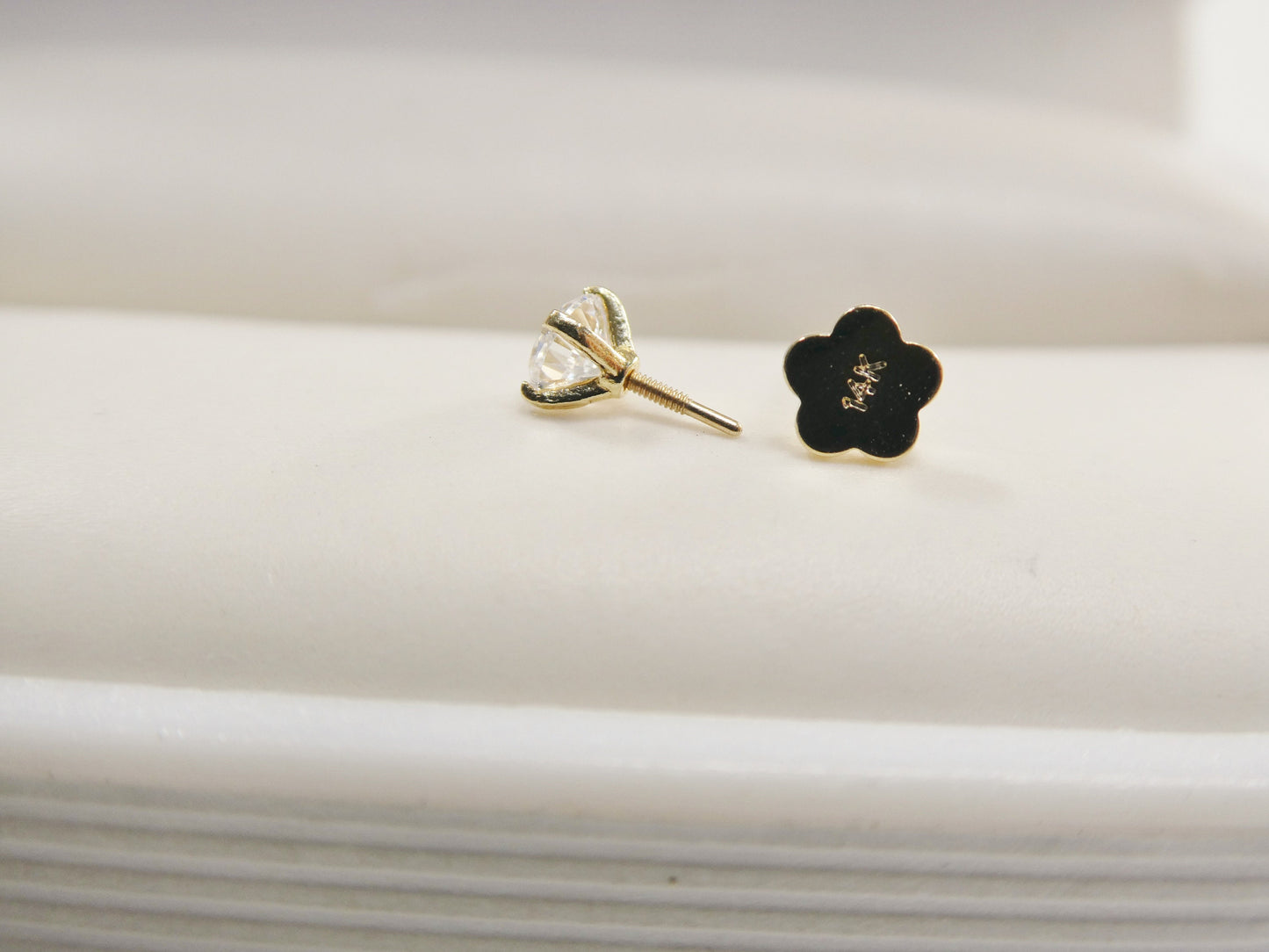 3MM 14k real solid yellow gold color stone cartilage flat screw back piercing
