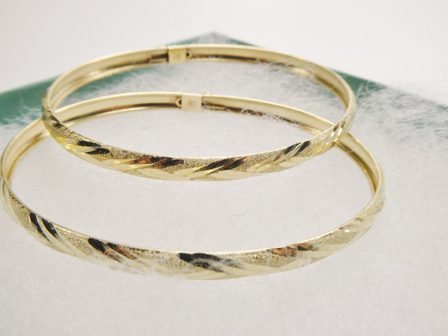14K real solid yellow gold children baby bangle bracelet