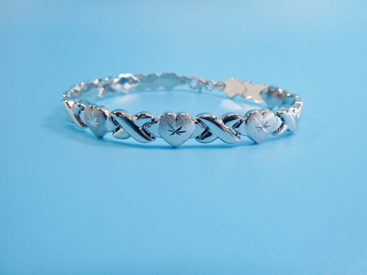 8 inch xoxo heart stampato bracelet 14k white gold color finish over real 925 sterling silver