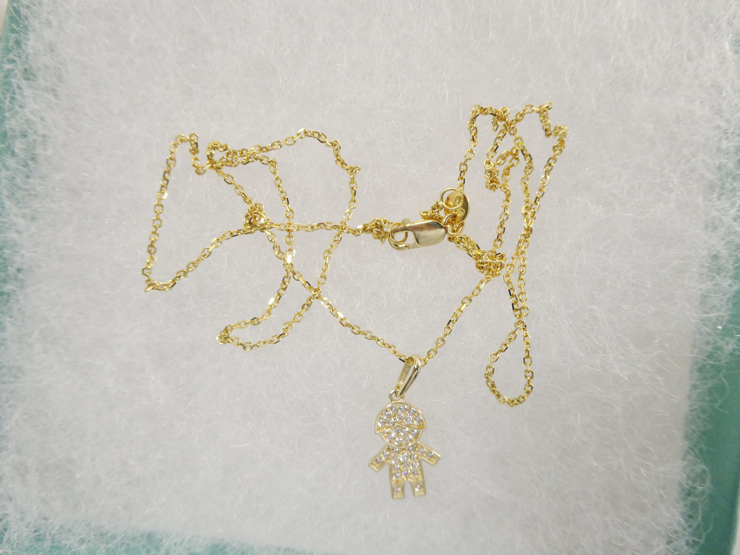 10k real solid yellow gold small boy pendent and 18 inch cable necklace