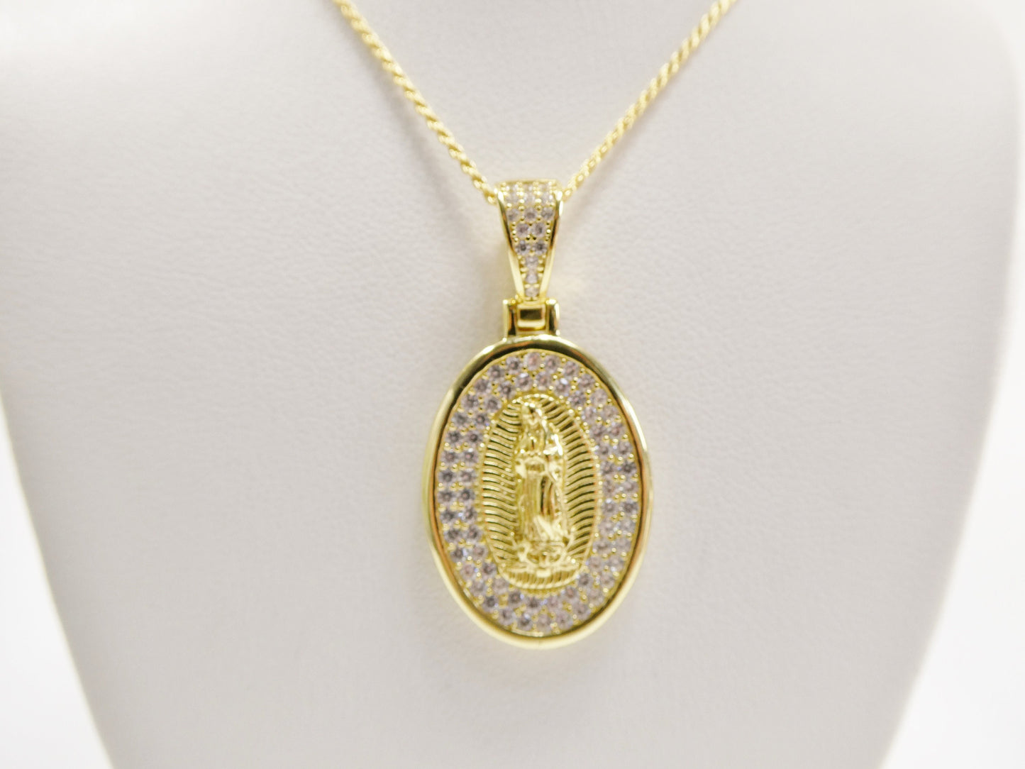 real 925 sterling silver 14k yellow / silver color 18 inch robe chain and Guadalupe virgin pendent