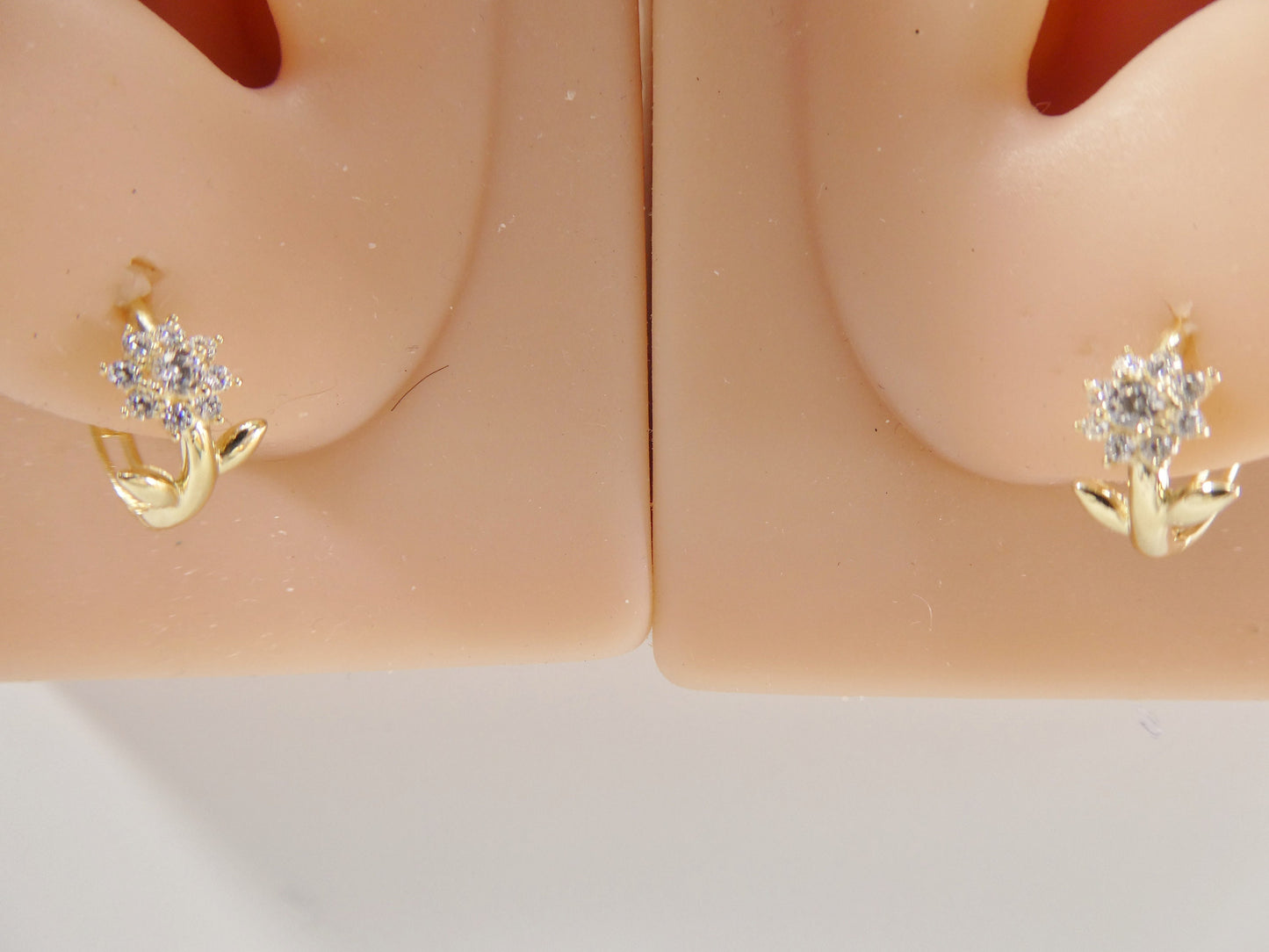 real 10k solid yellow gold flower hoop huggie earring