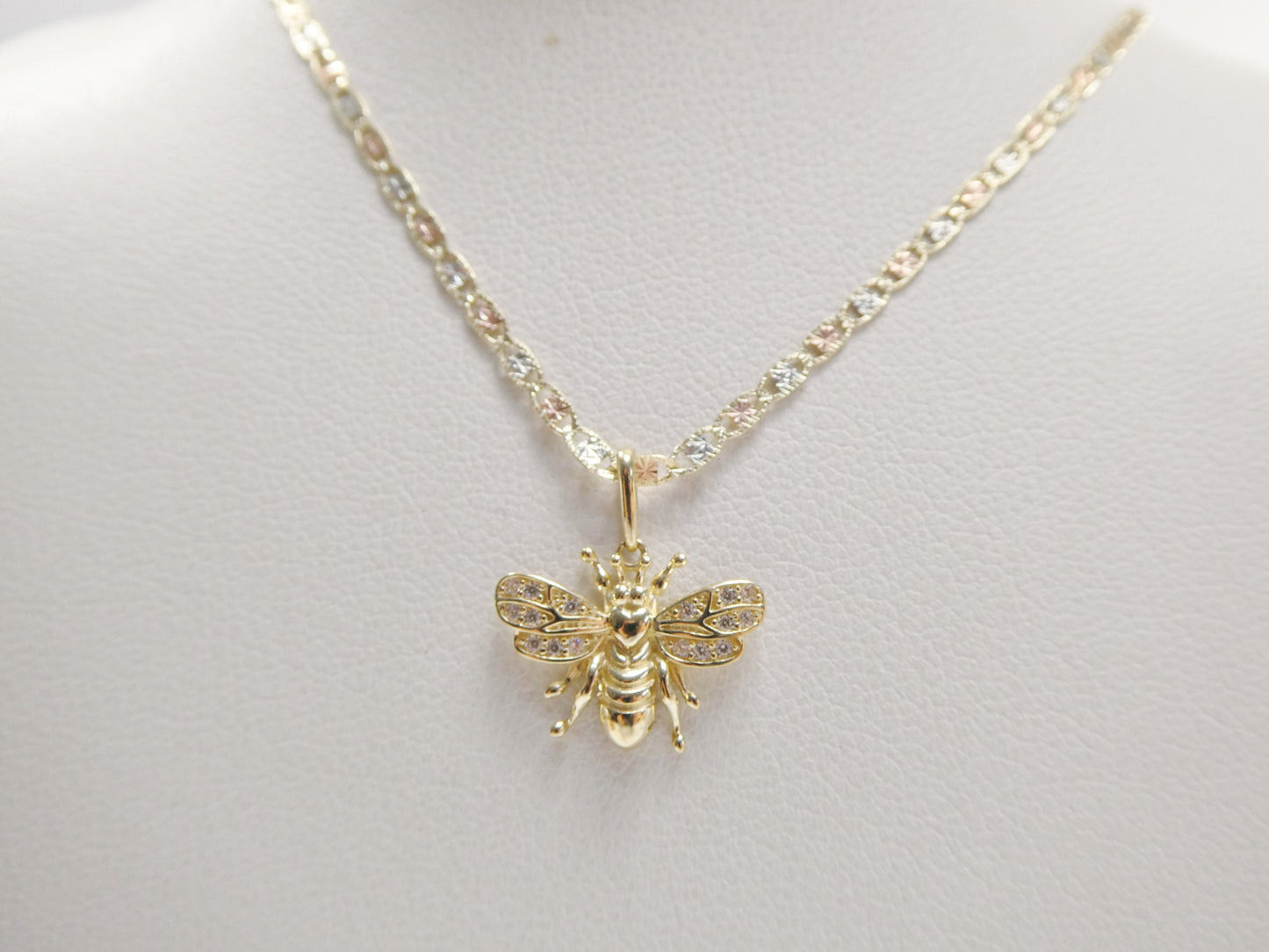 10k real solid yellow gold small honey bee pendent and 16 inch Valentino necklace