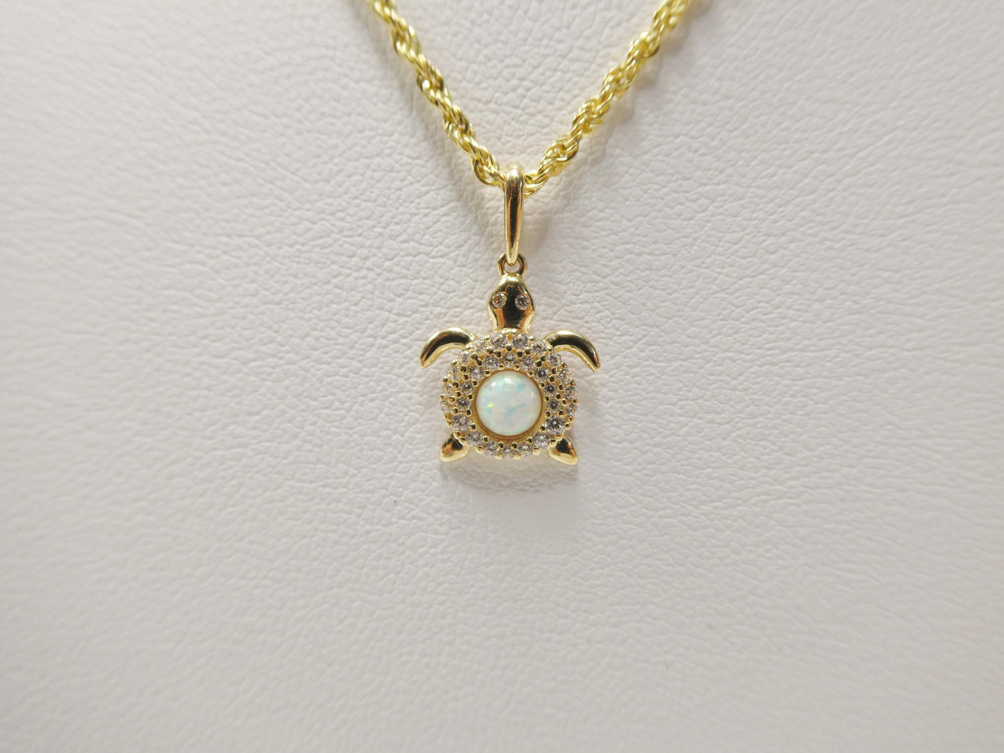 14k real solid yellow gold turtle pendent and rope necklace