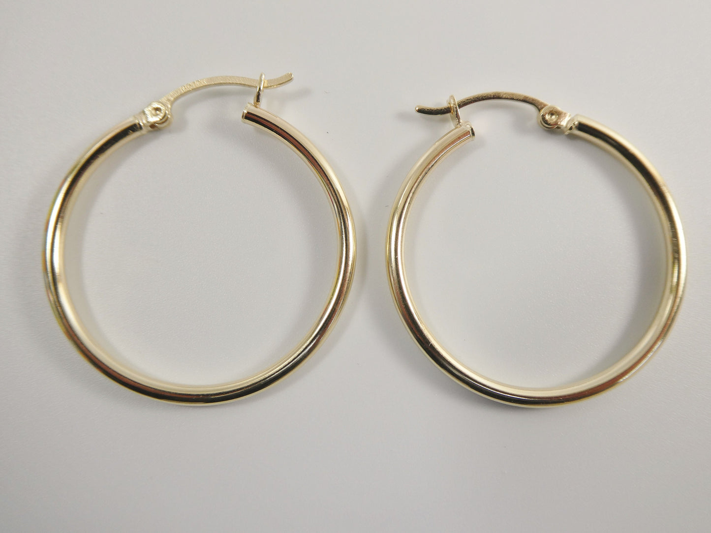 real 10k solid yellow gold plain high polish 30mm hoop earring