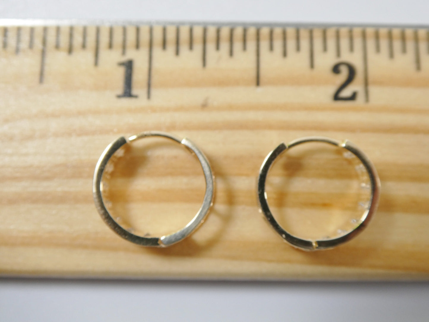 real 10k solid yellow gold 2 line prong setting huggie hoop 13mm earrings