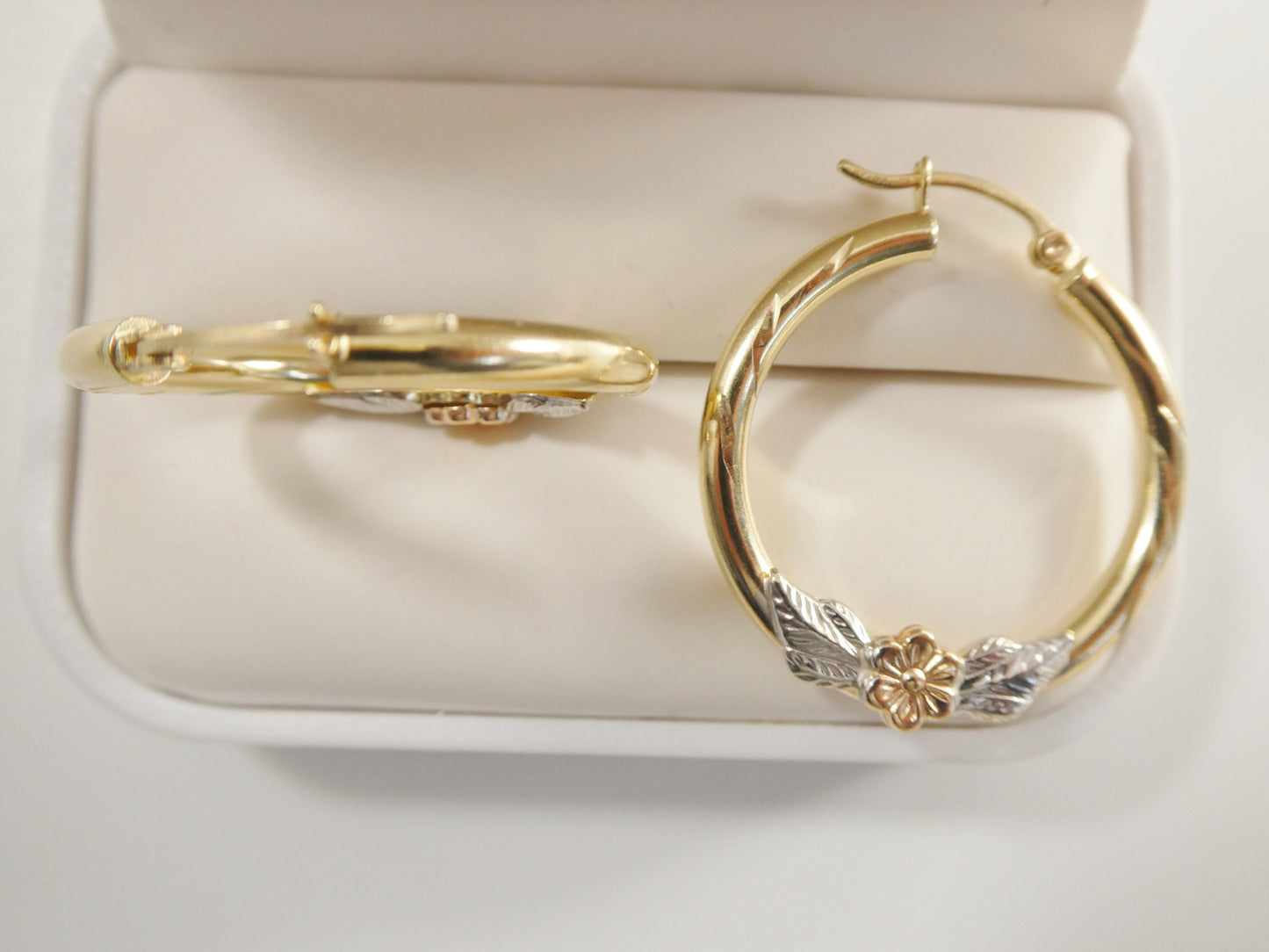 14K real solid yellow gold 3mm /30mm round hoop earring snap closure diamond cut finish