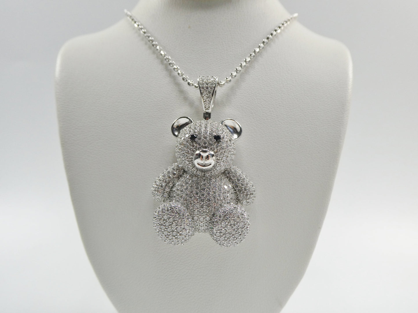 real 925 sterling silver teddy bear pendent and 2mm 20 inch moon cut chain