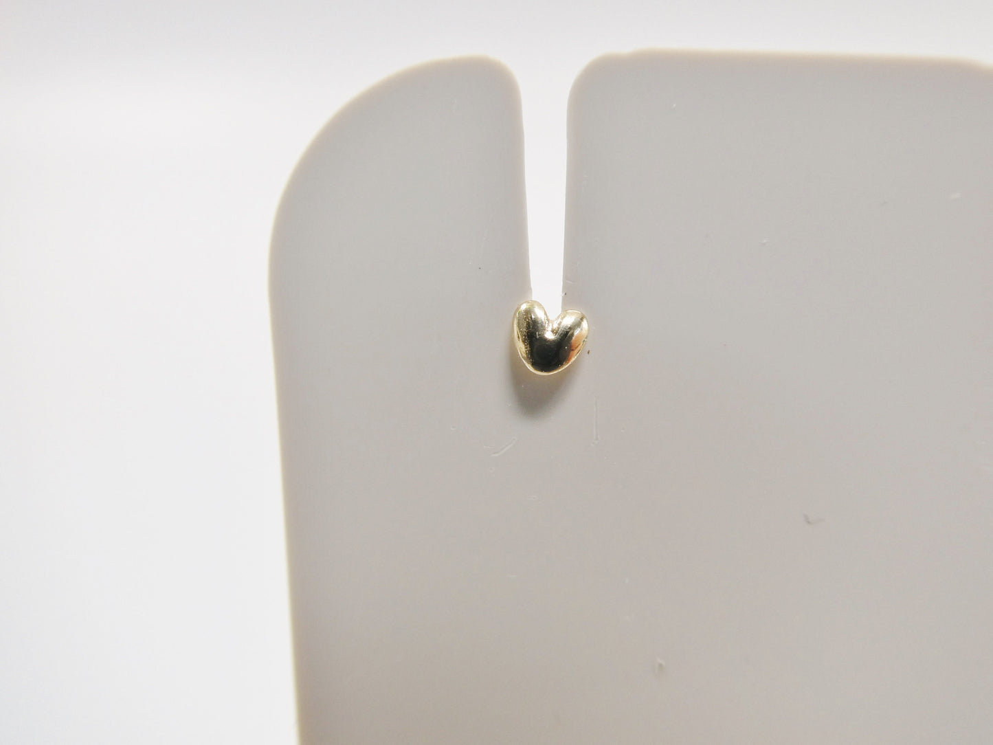 14k real solid yellow gold heart nose ring