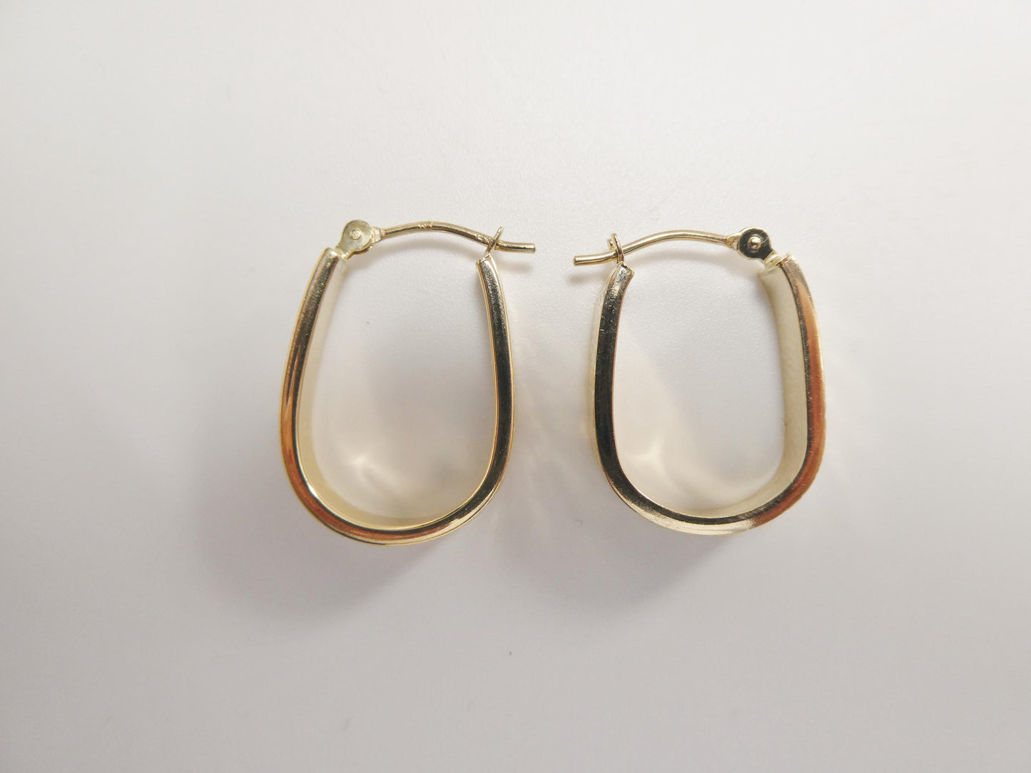 14k real solid yellow gold classic u-shape earrings