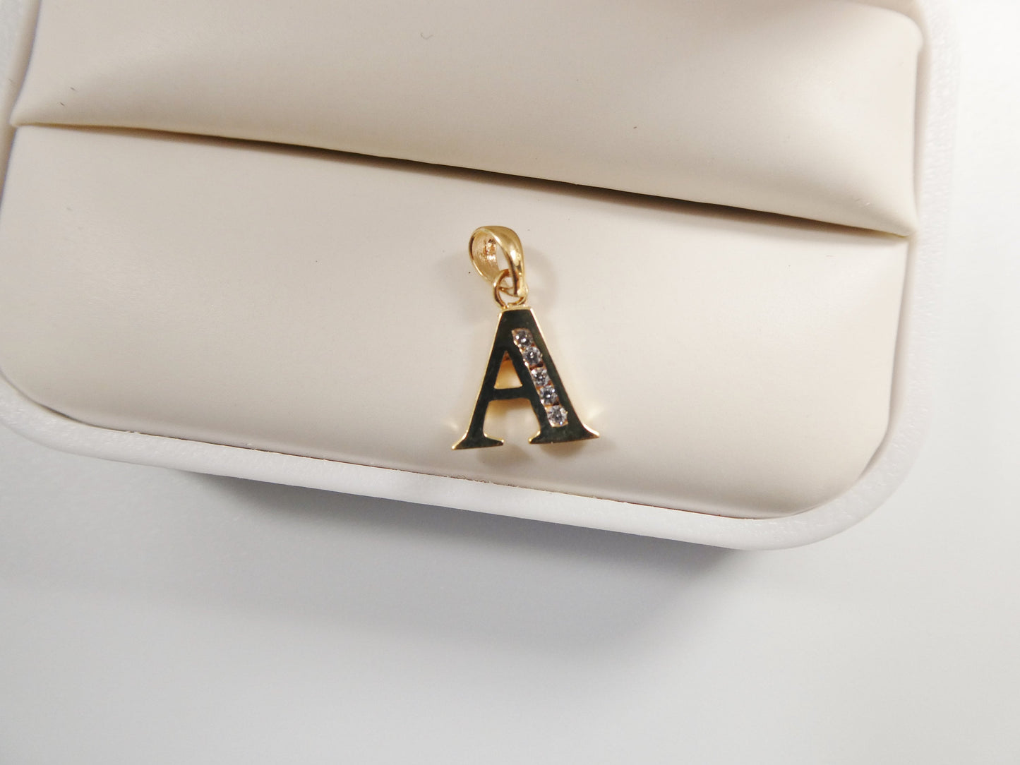10k real solid yellow gold small initial alphabet pendent charm
