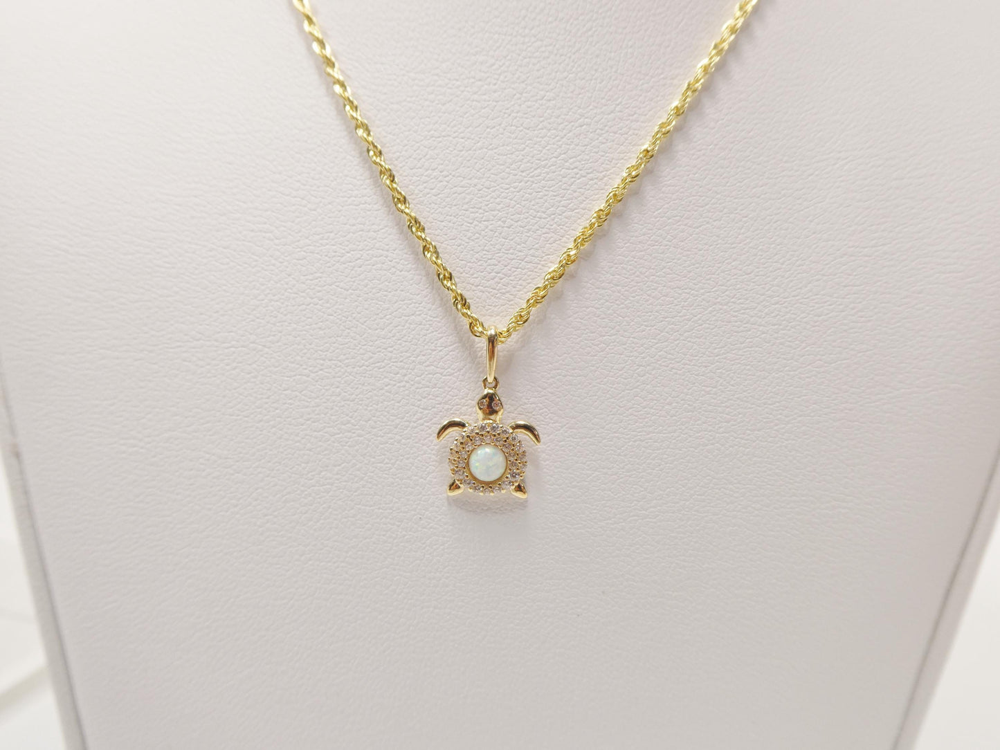 14k real solid yellow gold turtle pendent and rope necklace