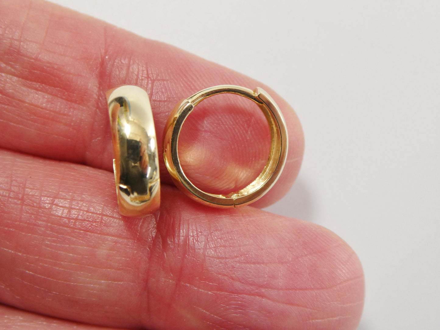 real 10k solid yellow gold 14mm high polish plain hoop huggie earring