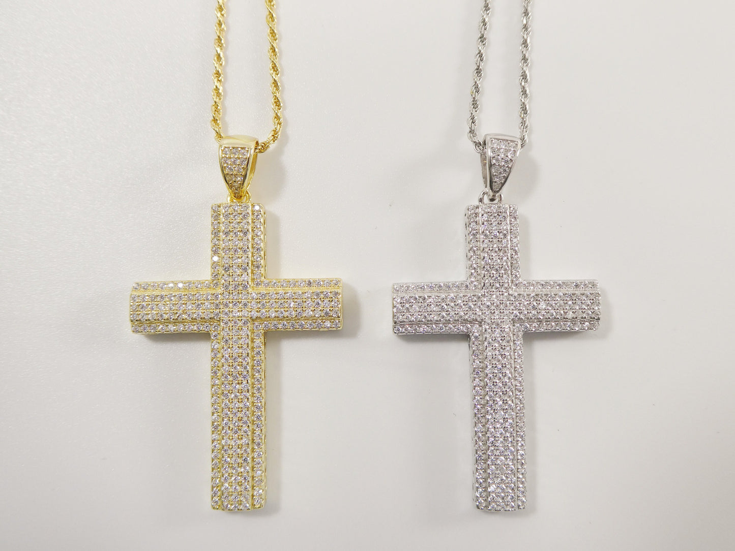real 925 sterling silver 14k yellow / silver color 18 inch robe chain and cross pendent