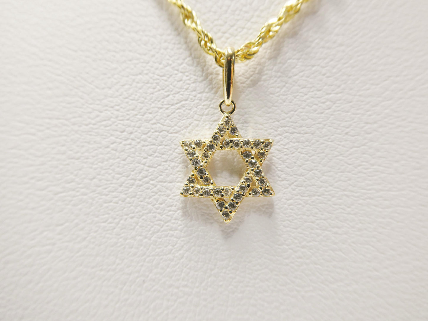 14k real solid yellow gold star David pendent and rope necklace