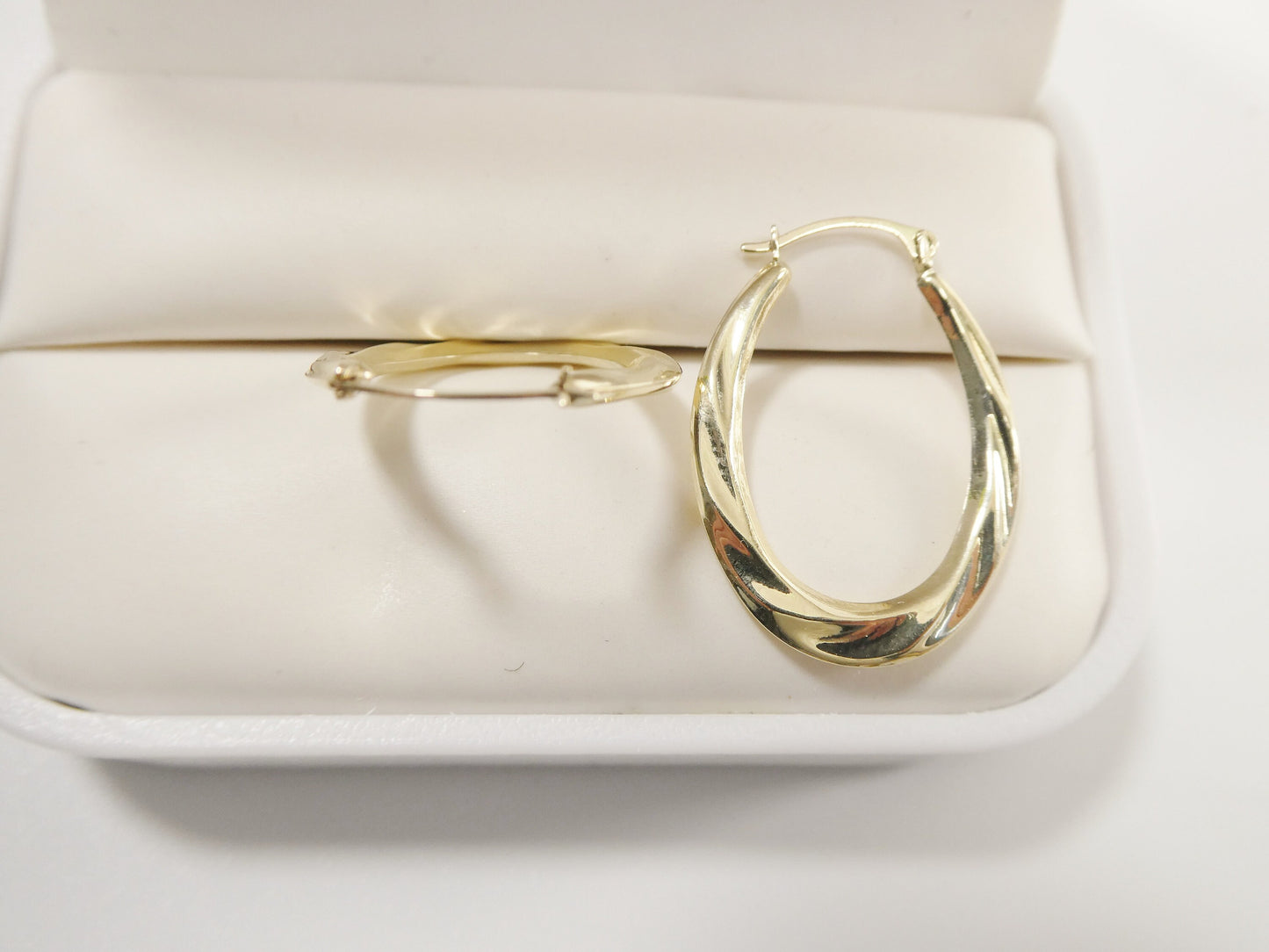 10k real solid yellow gold classic design hoop earrings