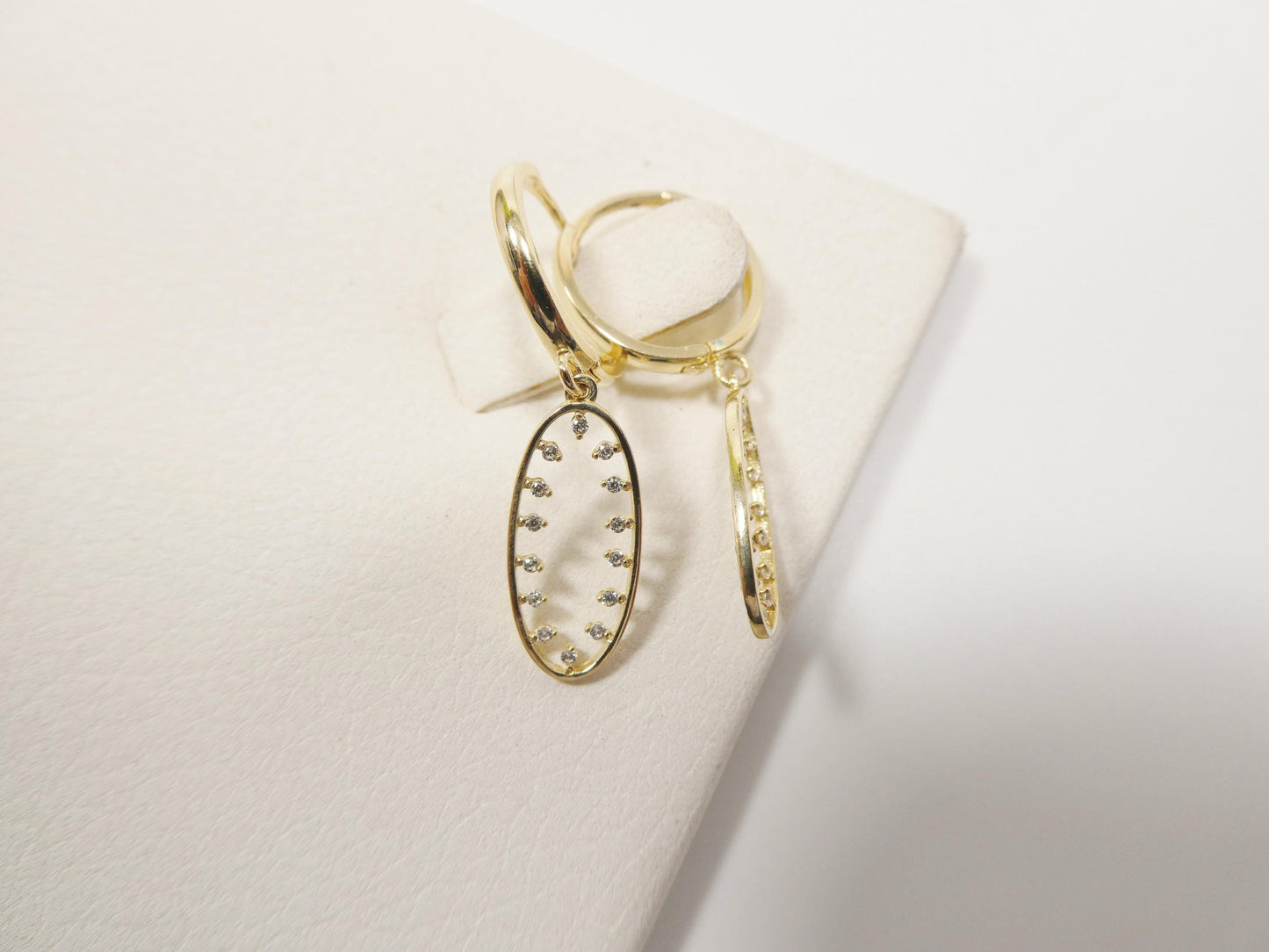real 10k solid yellow gold oval drop hoop huggie earring