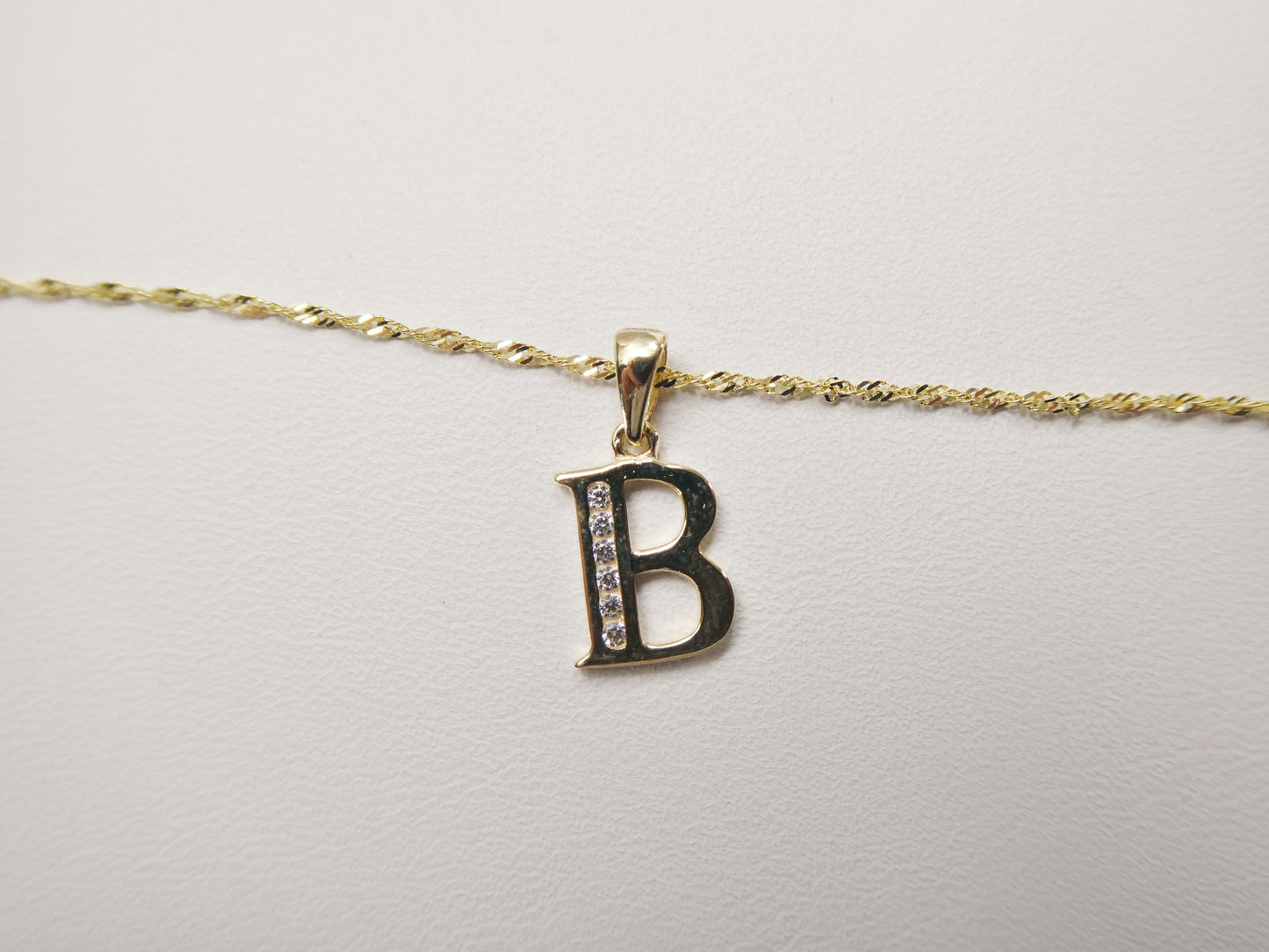 10k real solid yellow gold small initial alphabet pendent and necklace