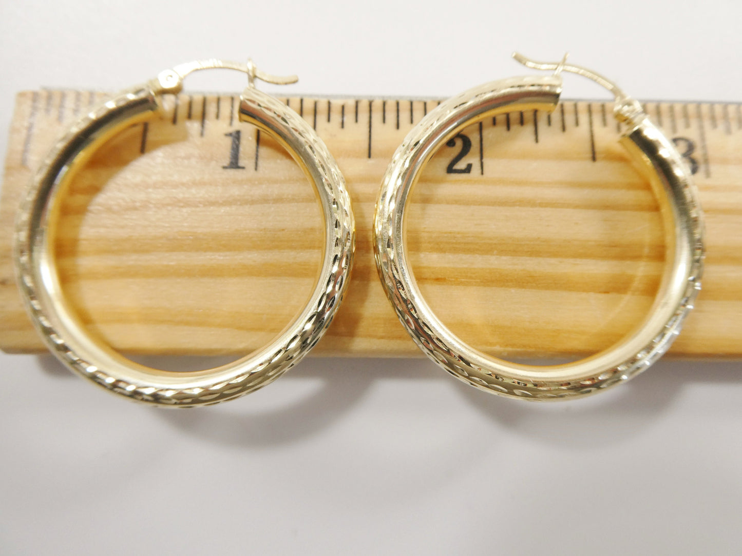 14K real solid yellow gold 35mm round hoop earring snap closure full diamond cut finish