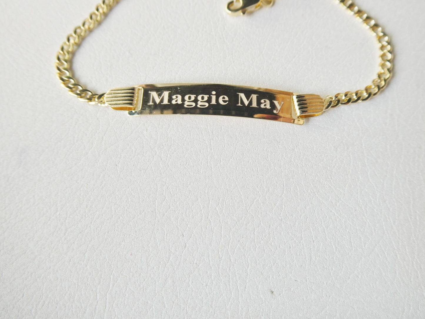 real 10k solid yellow gold 5.5 inch curb style baby bracelet