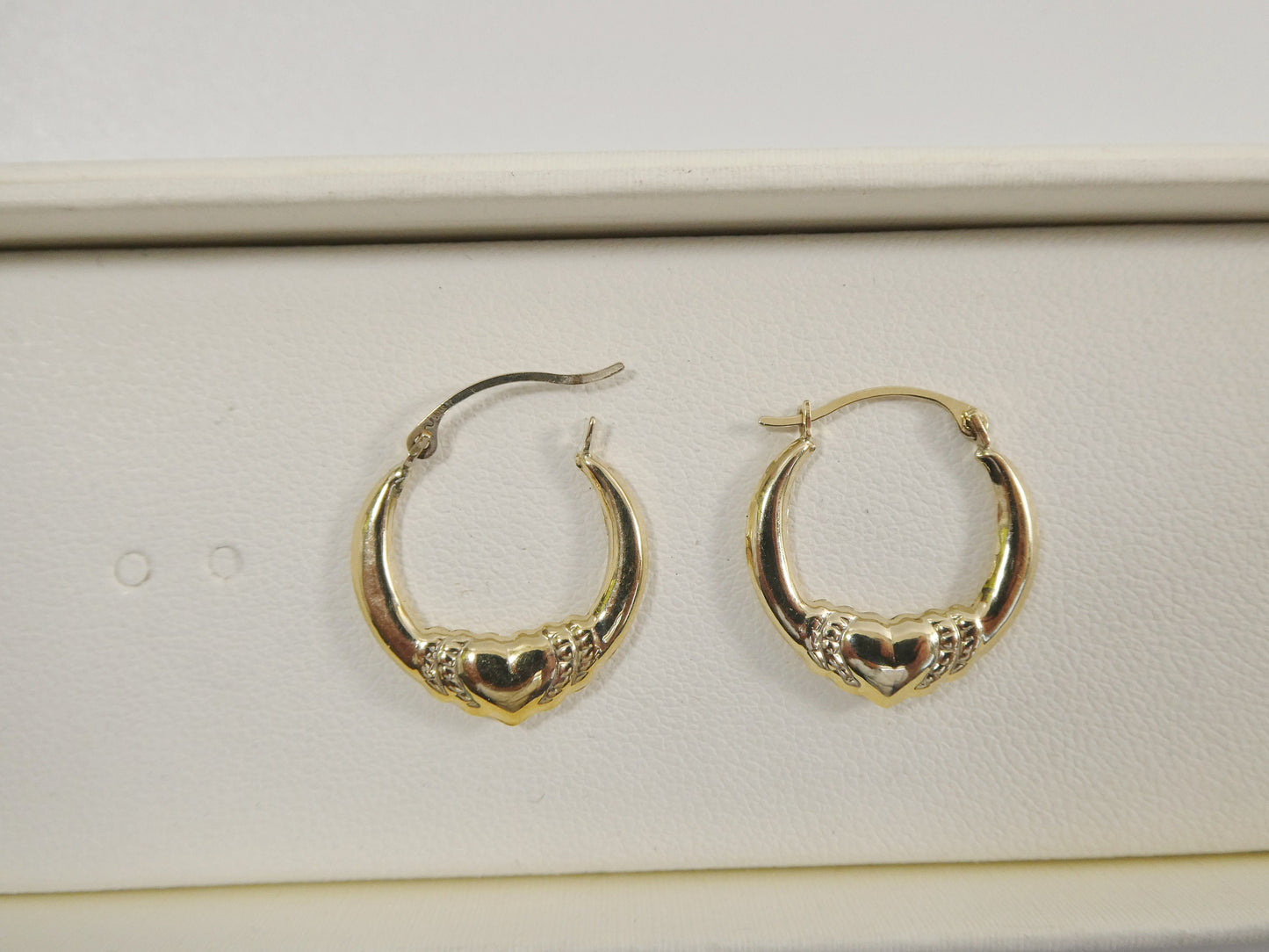 10k real solid yellow gold small heart earrings